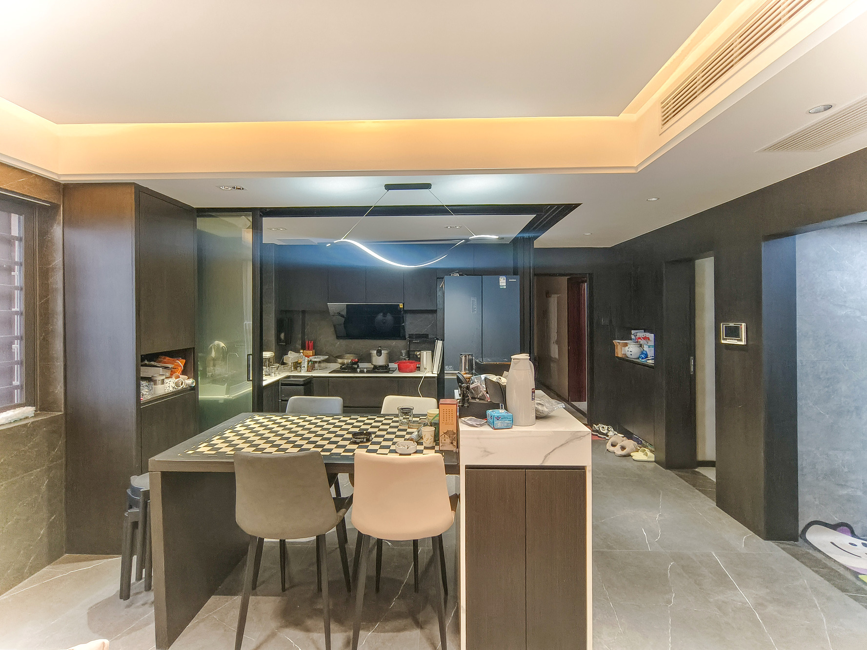 山水湾 4室2厅2卫 115.0万 山水湾 4室2厅2卫 115.0万客厅