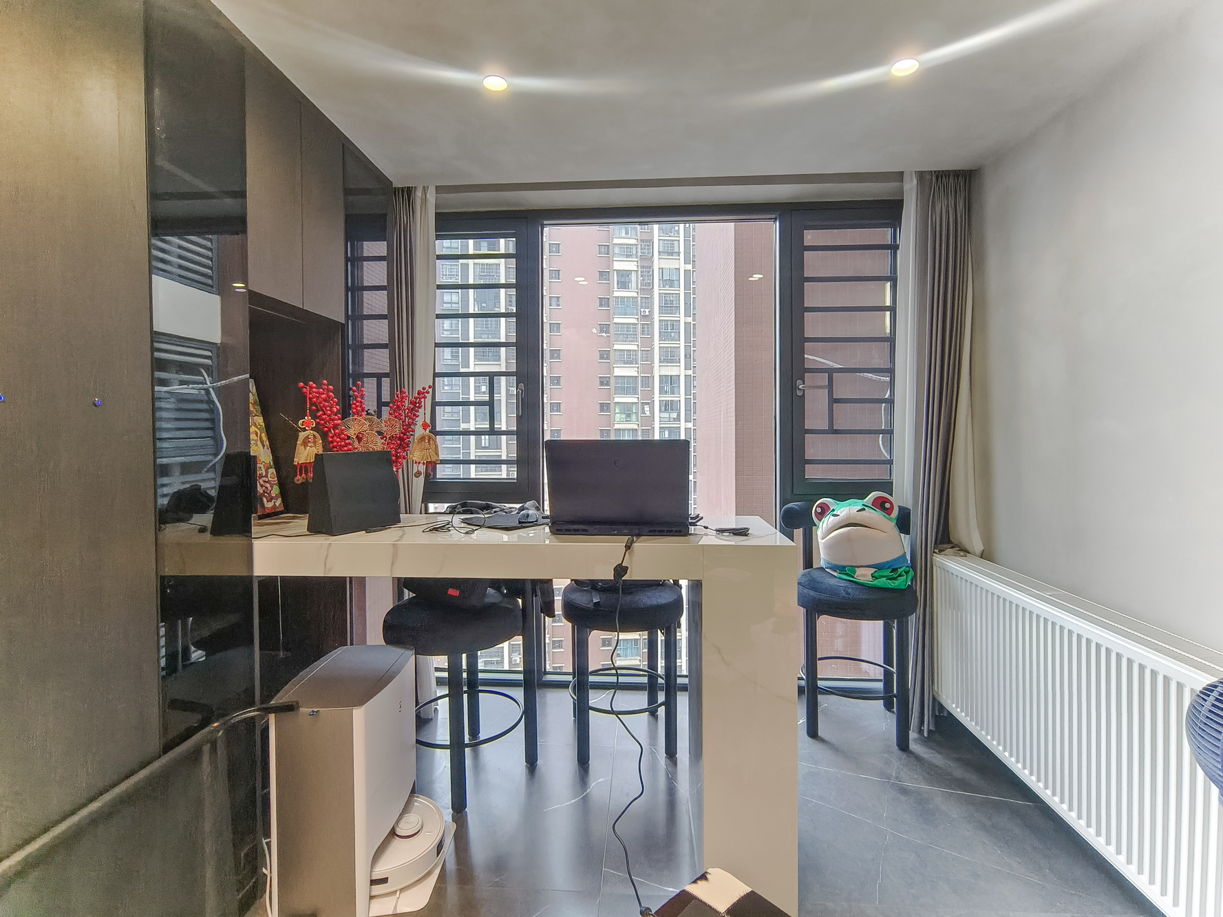 山水湾  4室2厅2卫    115.0万阳台