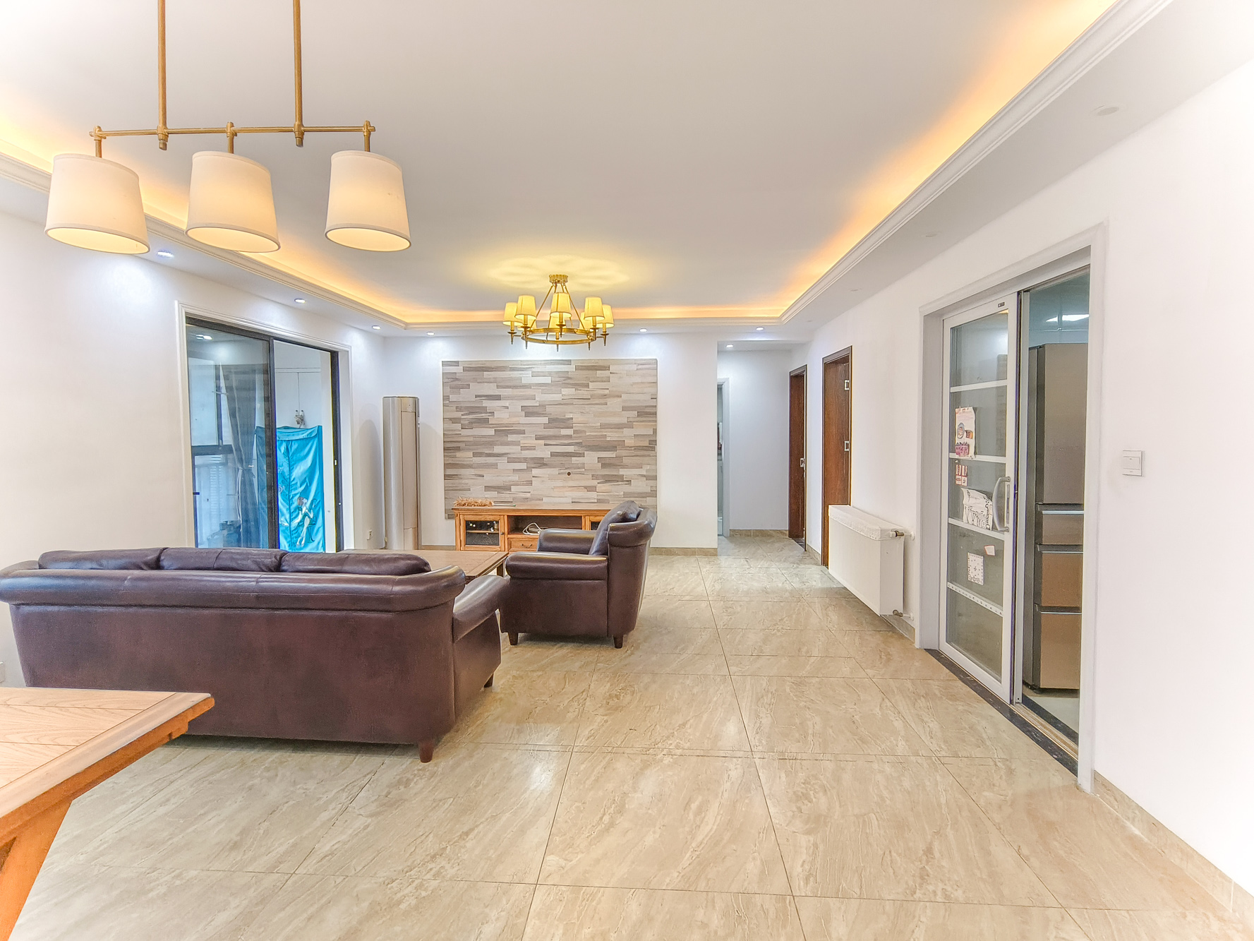 三一街区 4室2厅2卫 96.8万 三一街区 4室2厅2卫 96.8万其他