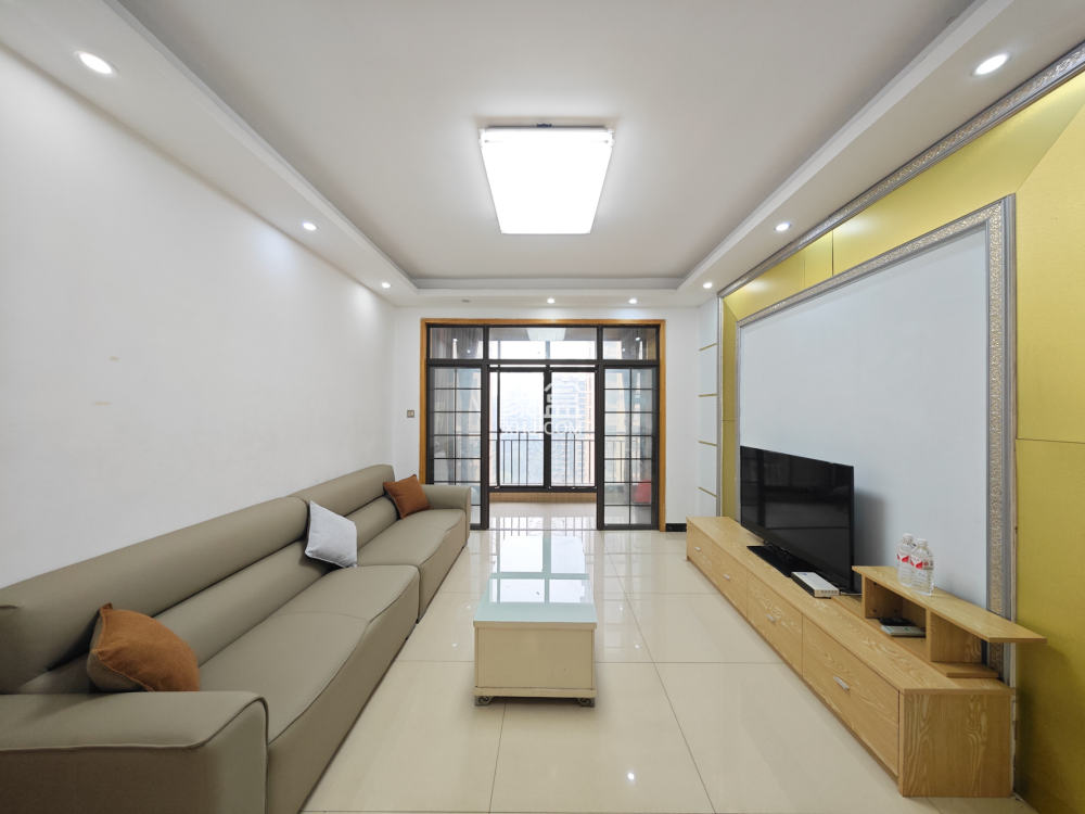 宏聚地中海  3室2厅2卫    98.0万