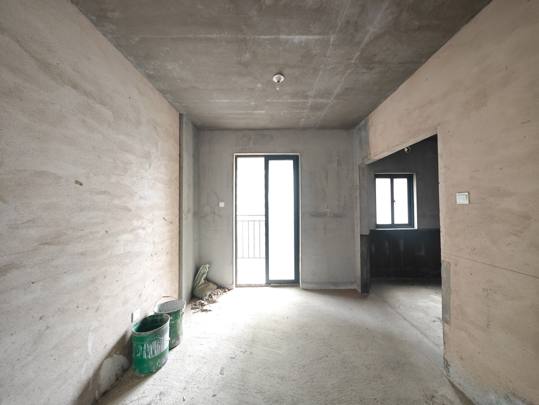 中建嘉和城  4室2厅1卫   115.00万客厅