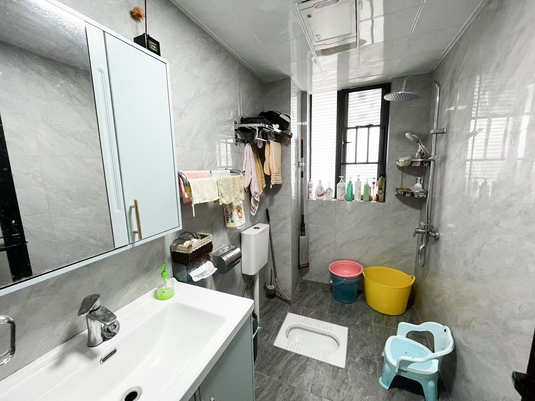 云栖国际  4室2厅2卫    77.0万 云栖国际  4室2厅2卫    77.0万卫生间