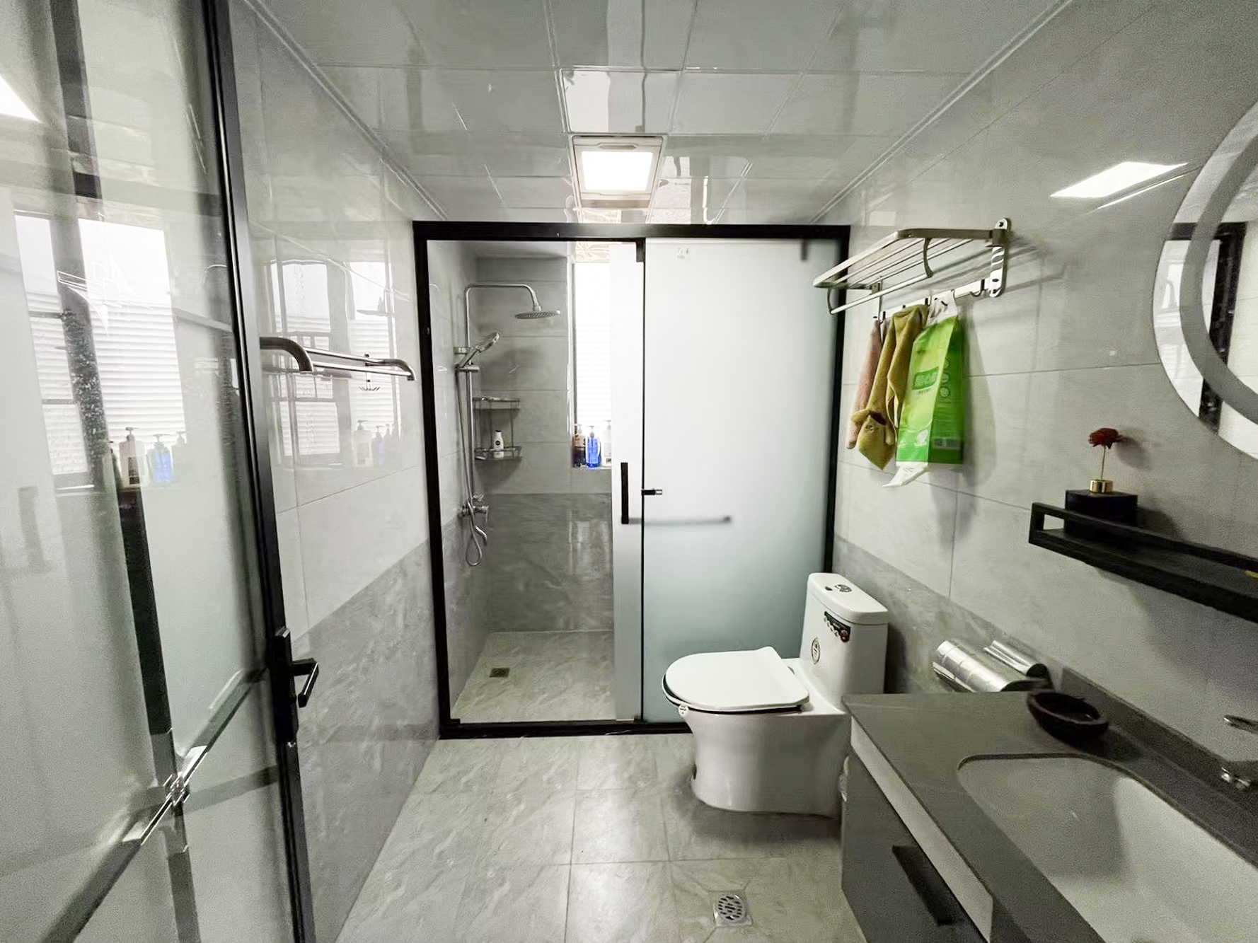 云栖国际  4室2厅2卫    77.0万 云栖国际  4室2厅2卫    77.0万卫生间