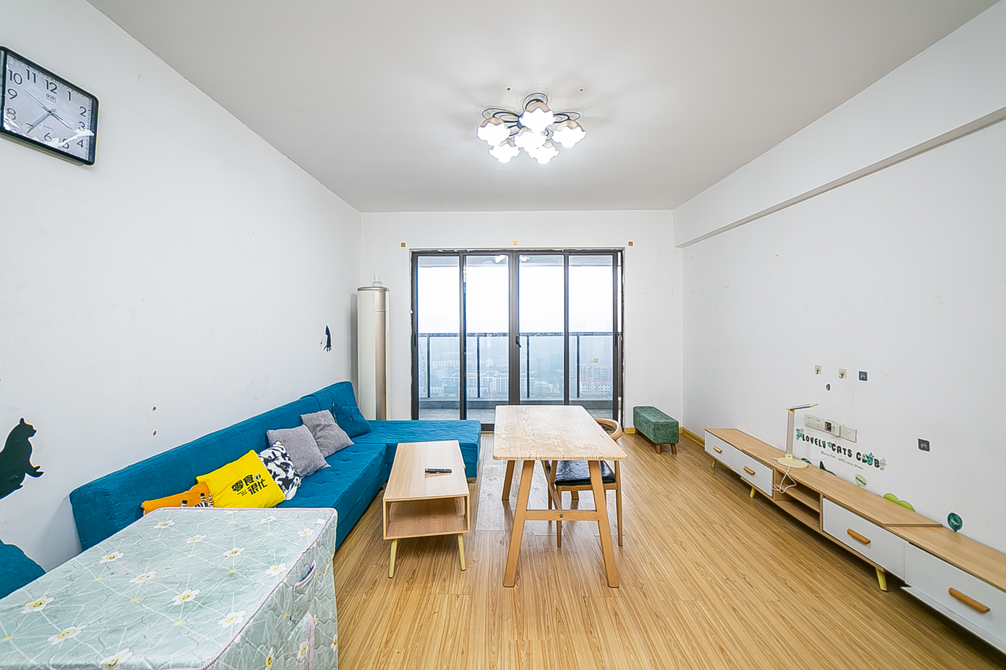 通用时代国际社区  3室2厅2卫    135.0万 通用时代国际社区  3室2厅2卫    135.0万