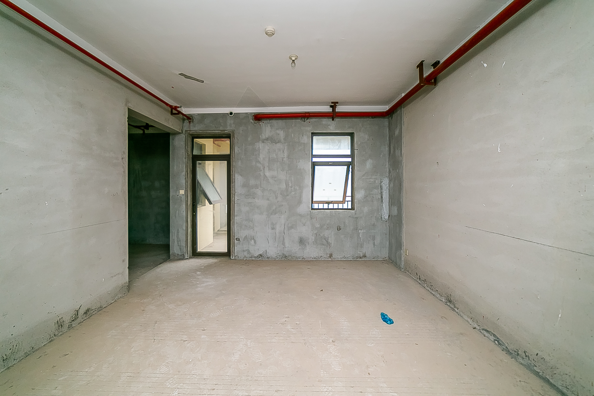 中建江山壹号  5室2厅4卫    650.0万 中建江山壹号  5室2厅4卫    650.0万客厅