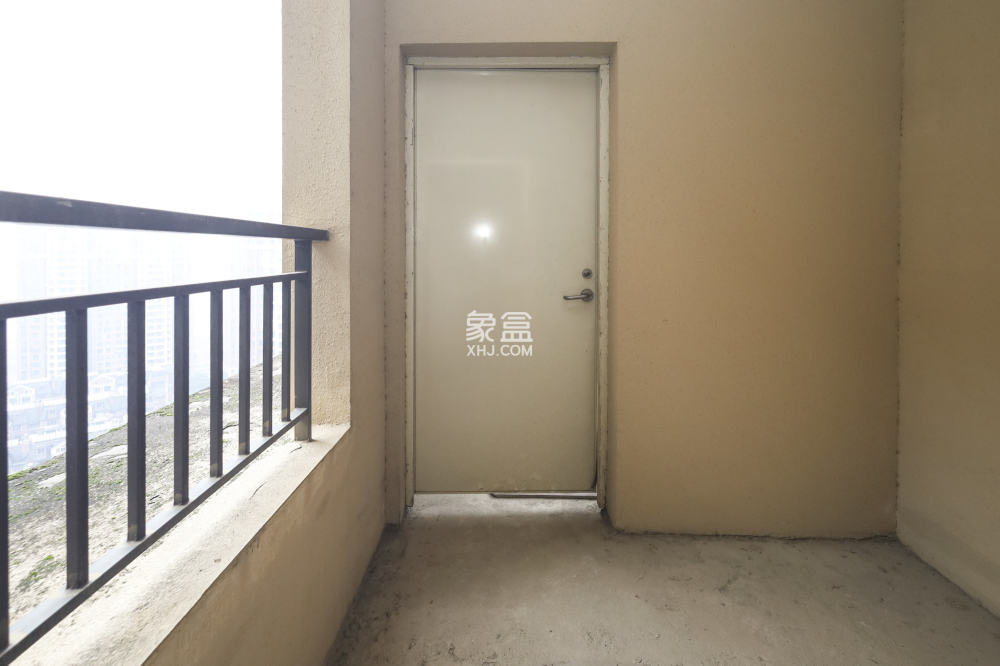 長沙雅居樂花園  4室2廳3衛(wèi)   185.00萬