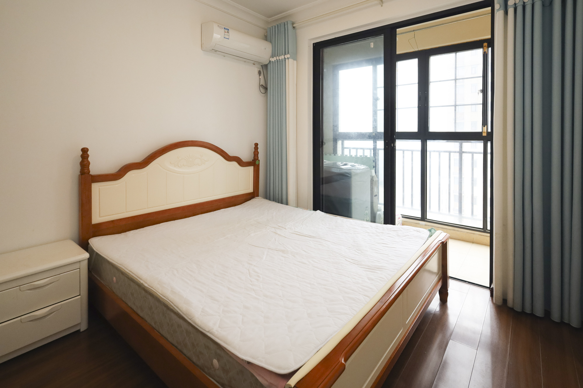 幸福考拉789  2室2厅1卫   65.00万卧室
