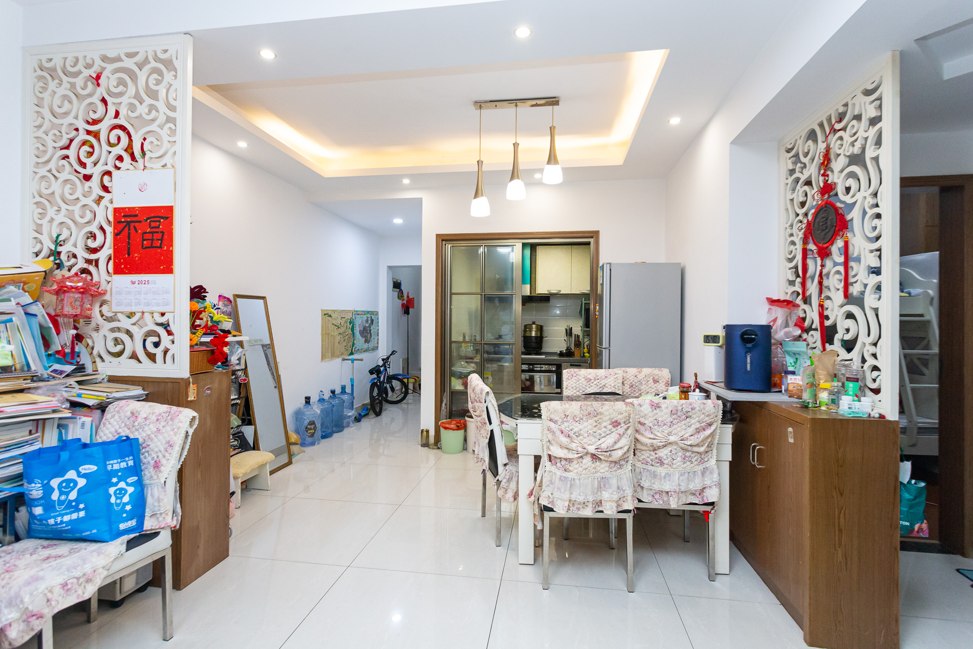 名家翡翠花园 3室2厅1卫 69.5万 名家翡翠花园 3室2厅1卫 69.5万客厅