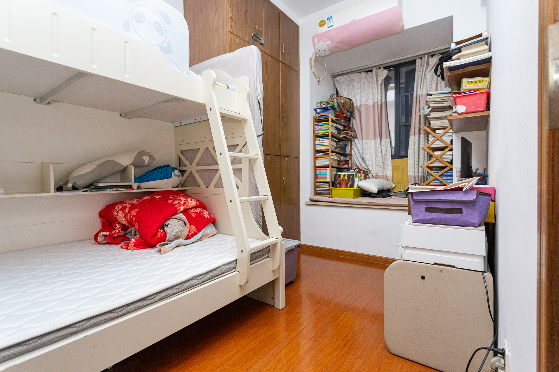 名家翡翠花园 3室2厅1卫 69.5万 名家翡翠花园 3室2厅1卫 69.5万卧室