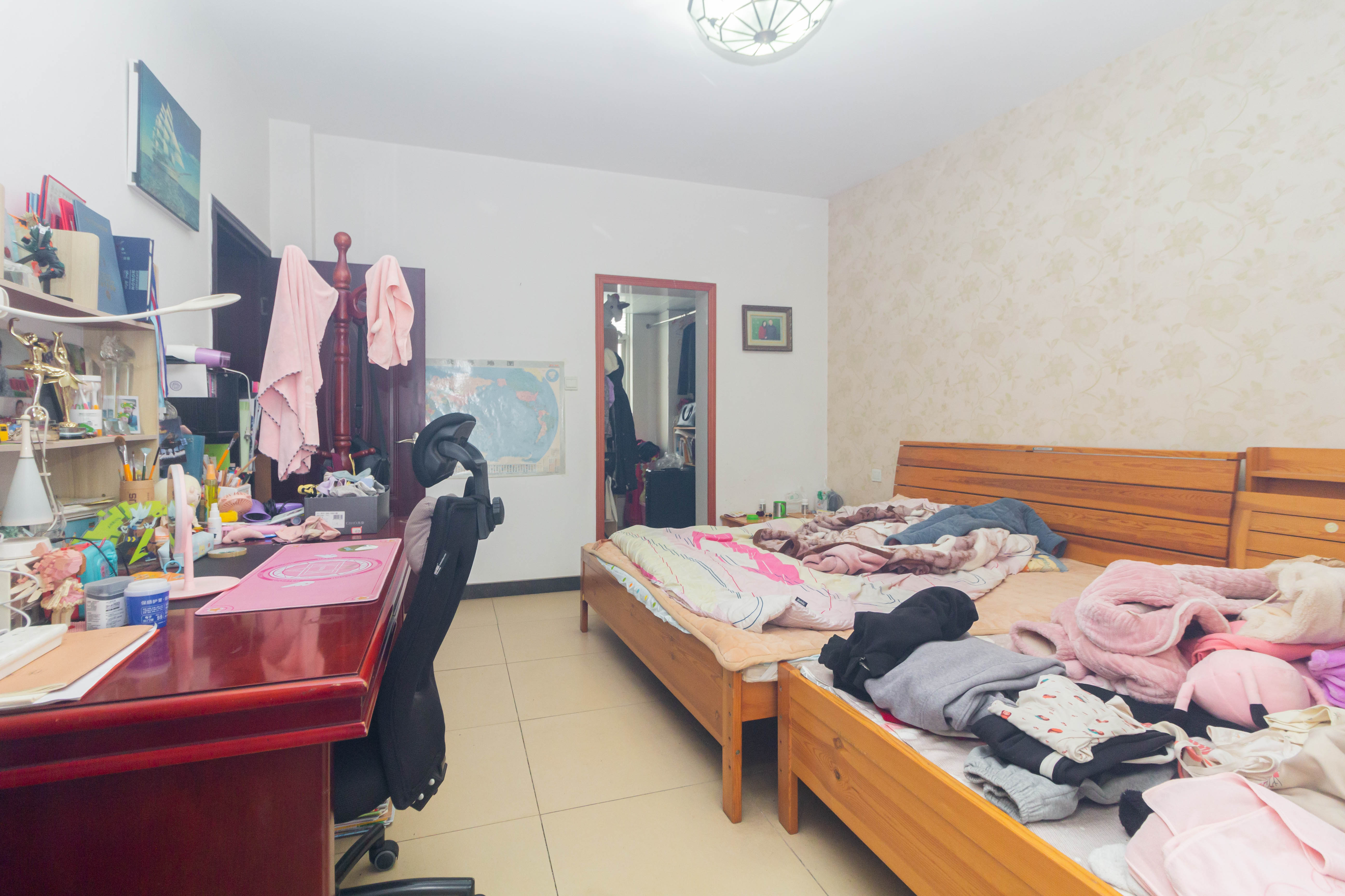 星城国际 4室3厅4卫 96.0万 星城国际 4室3厅4卫 96.0万卧室