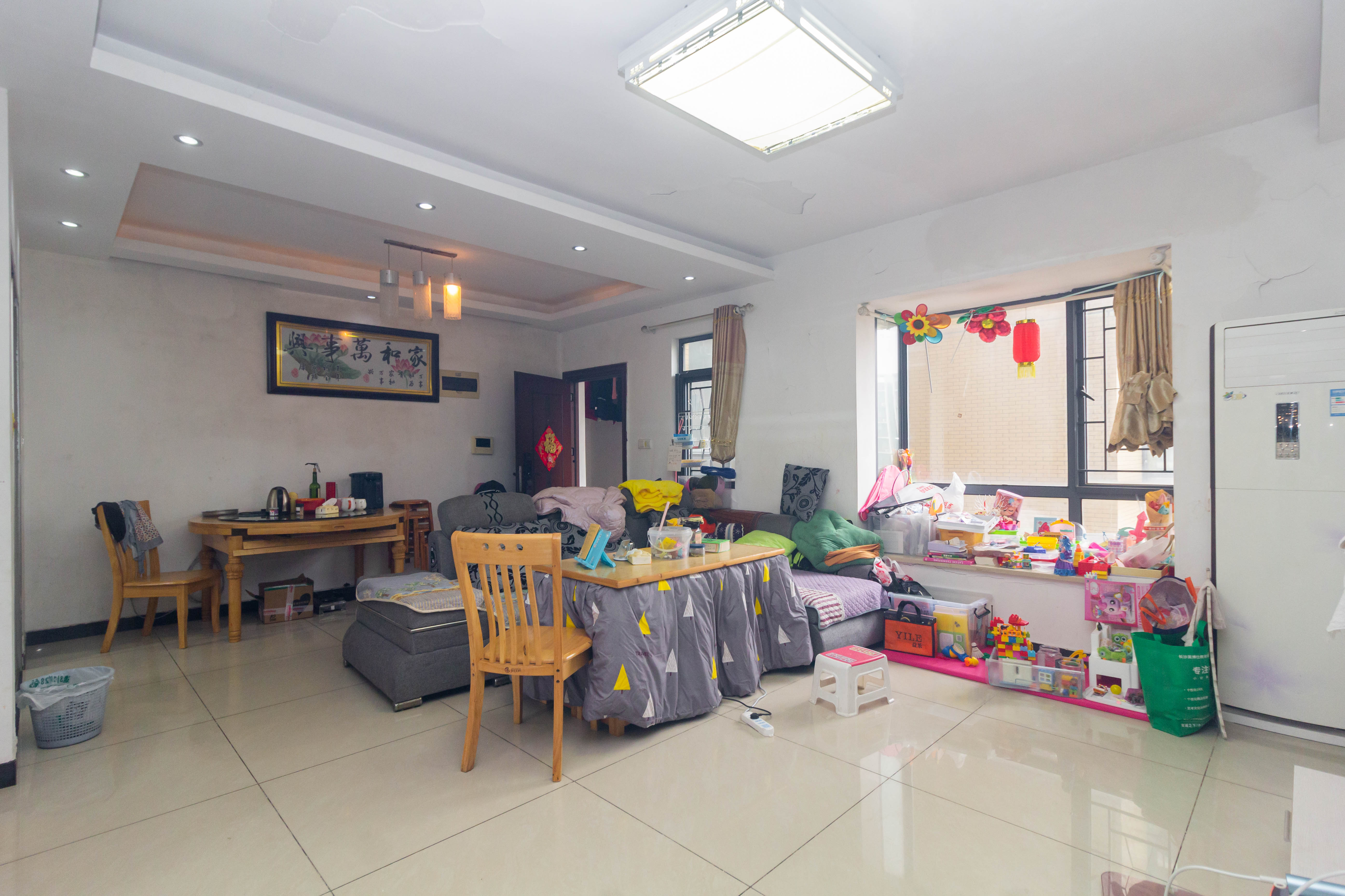 中国铁建国际城一期  3室2厅2卫    60.8万 中国铁建国际城一期  3室2厅2卫    60.8万