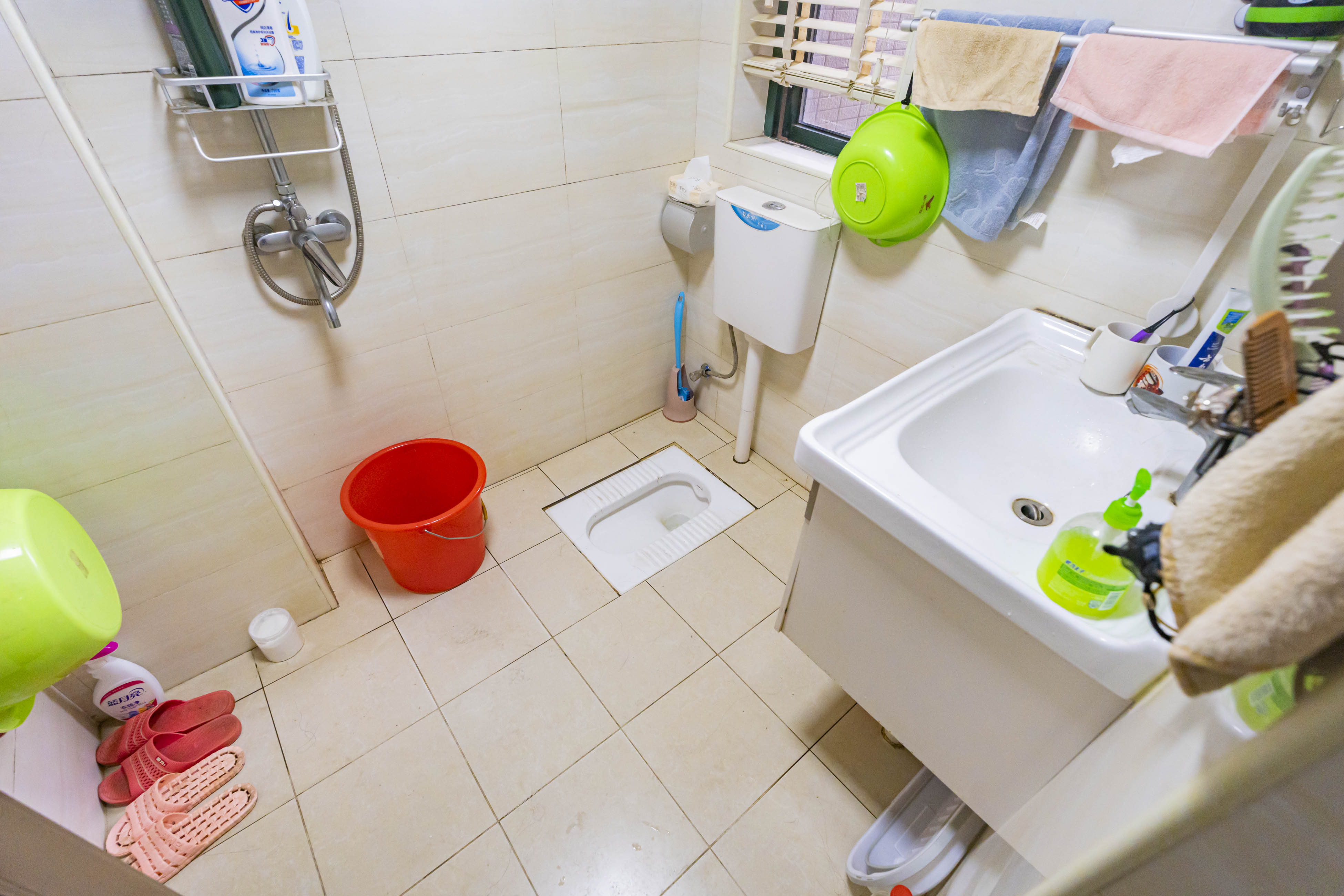 绿洲花园  3室2厅2卫    115.0万 绿洲花园  3室2厅2卫    115.0万卫生间