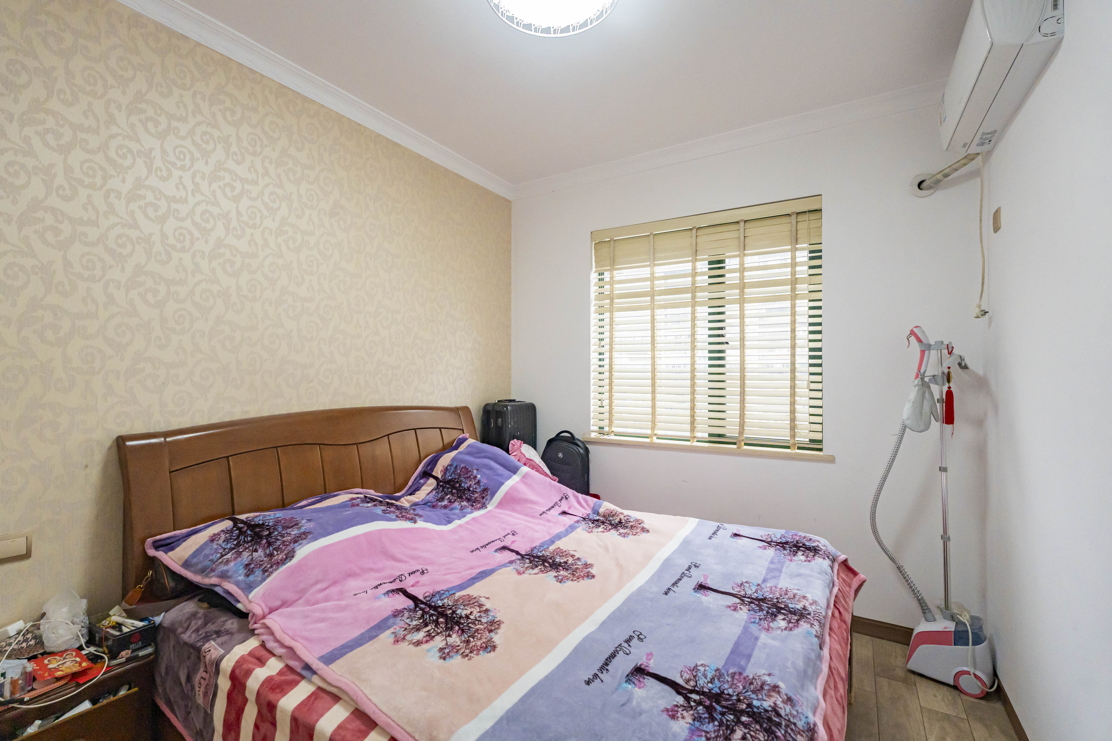 绿洲花园  3室2厅2卫    115.0万 绿洲花园  3室2厅2卫    115.0万卧室