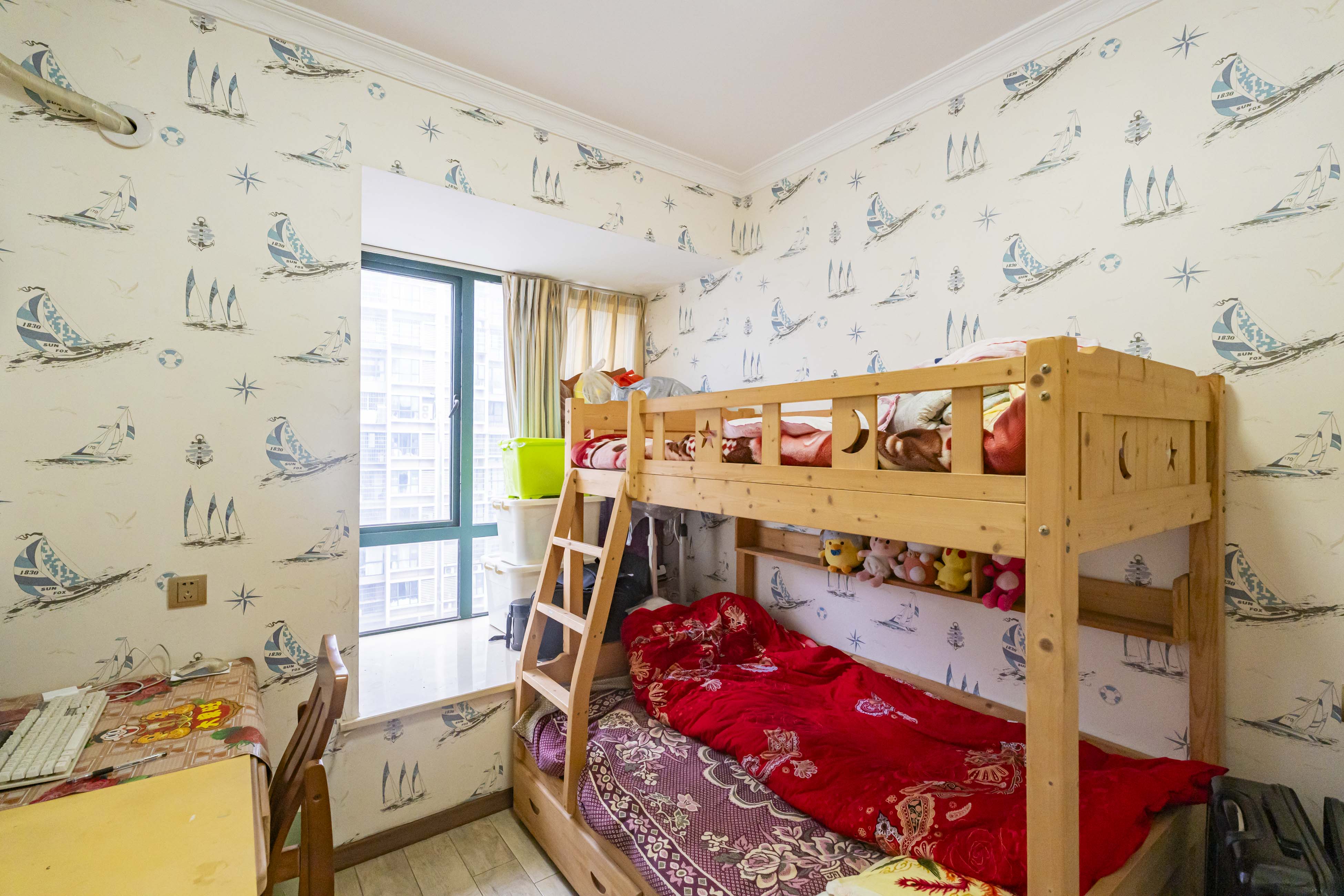 绿洲花园  3室2厅2卫    115.0万 绿洲花园  3室2厅2卫    115.0万卧室