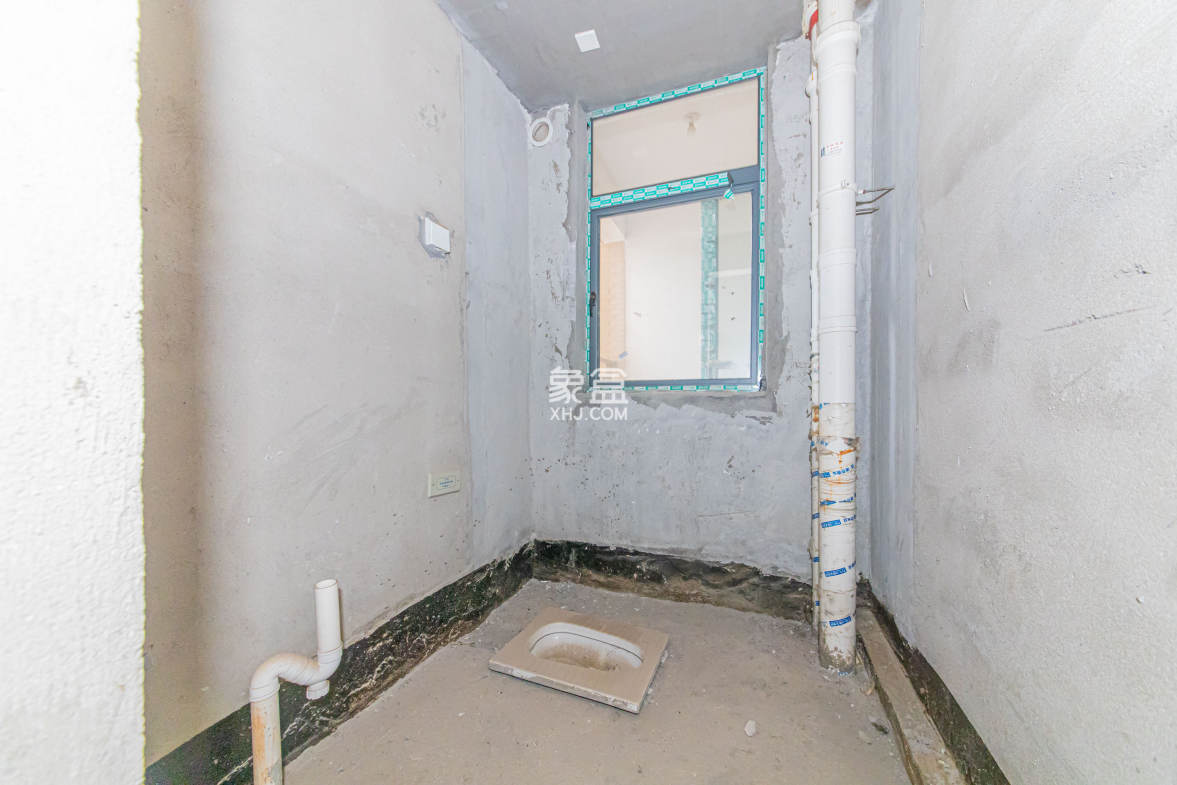 和美星城 2室2厅1卫 58.0万 和美星城 2室2厅1卫 58.0万卫生间