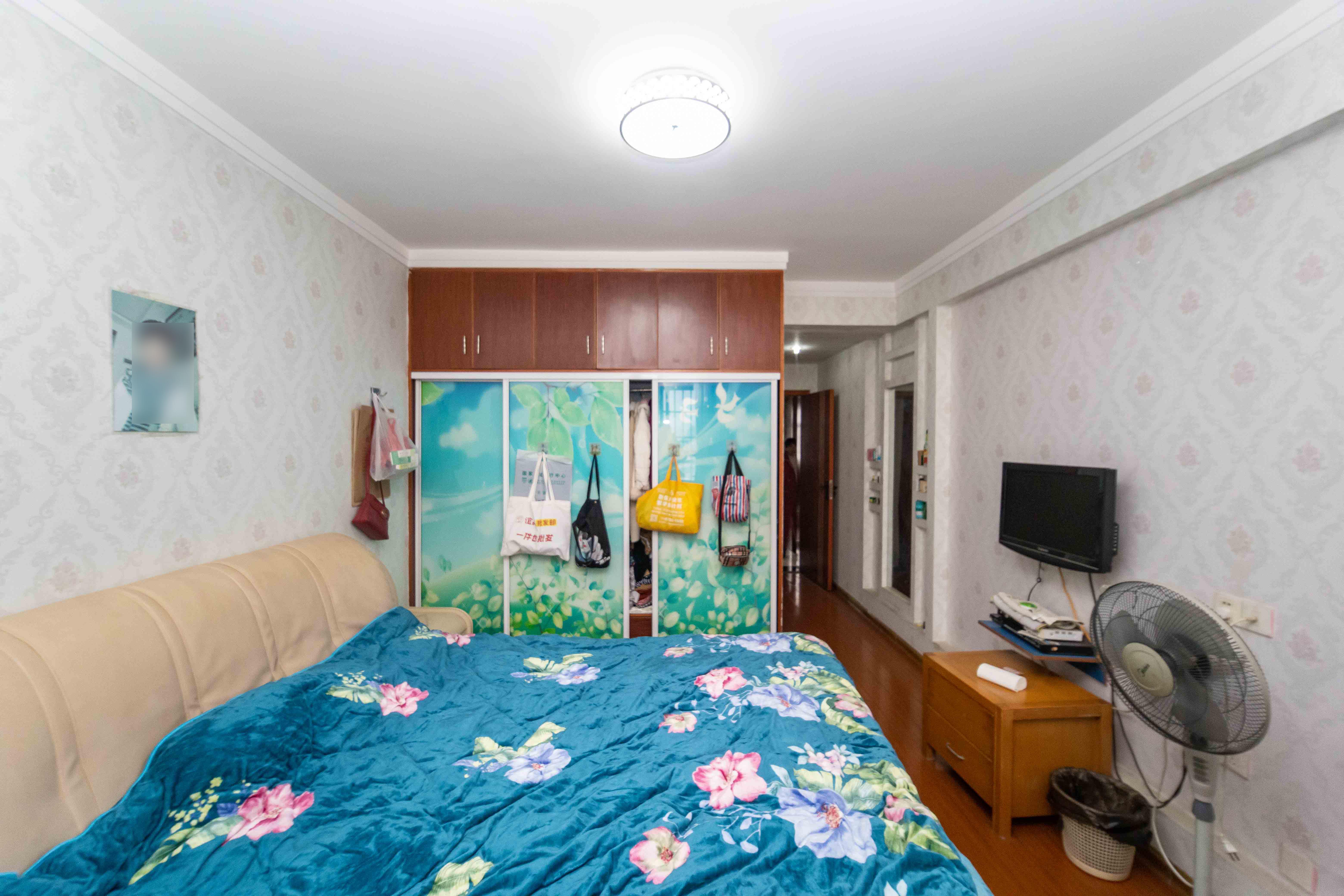 锦湘国际星城二期(锦雅苑) 3室2厅2卫 98.0万 锦湘国际星城二期(锦雅苑) 3室2厅2卫 98.0万卧室