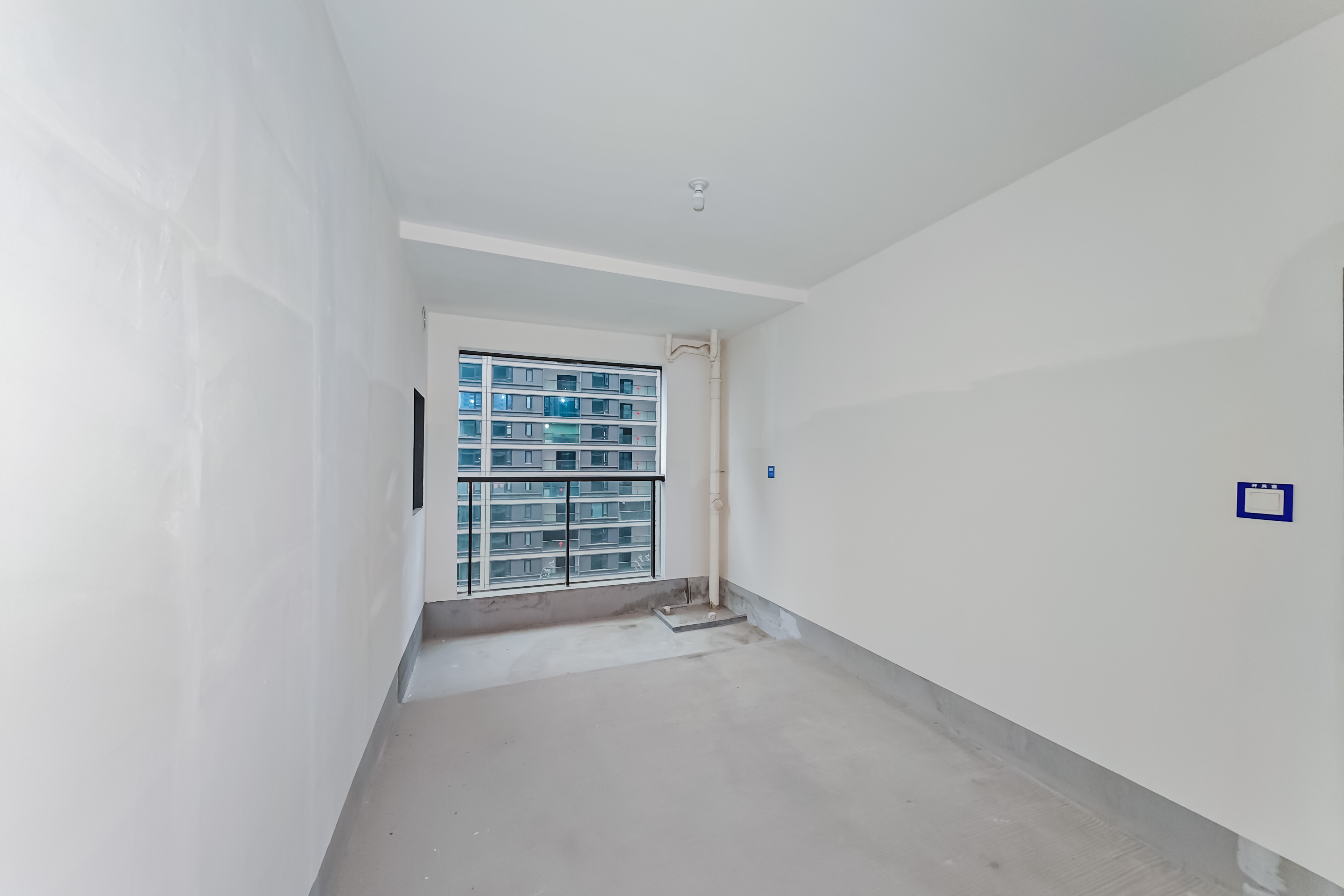 建发玖洲观澜  4室2厅3卫   251.00万其他
