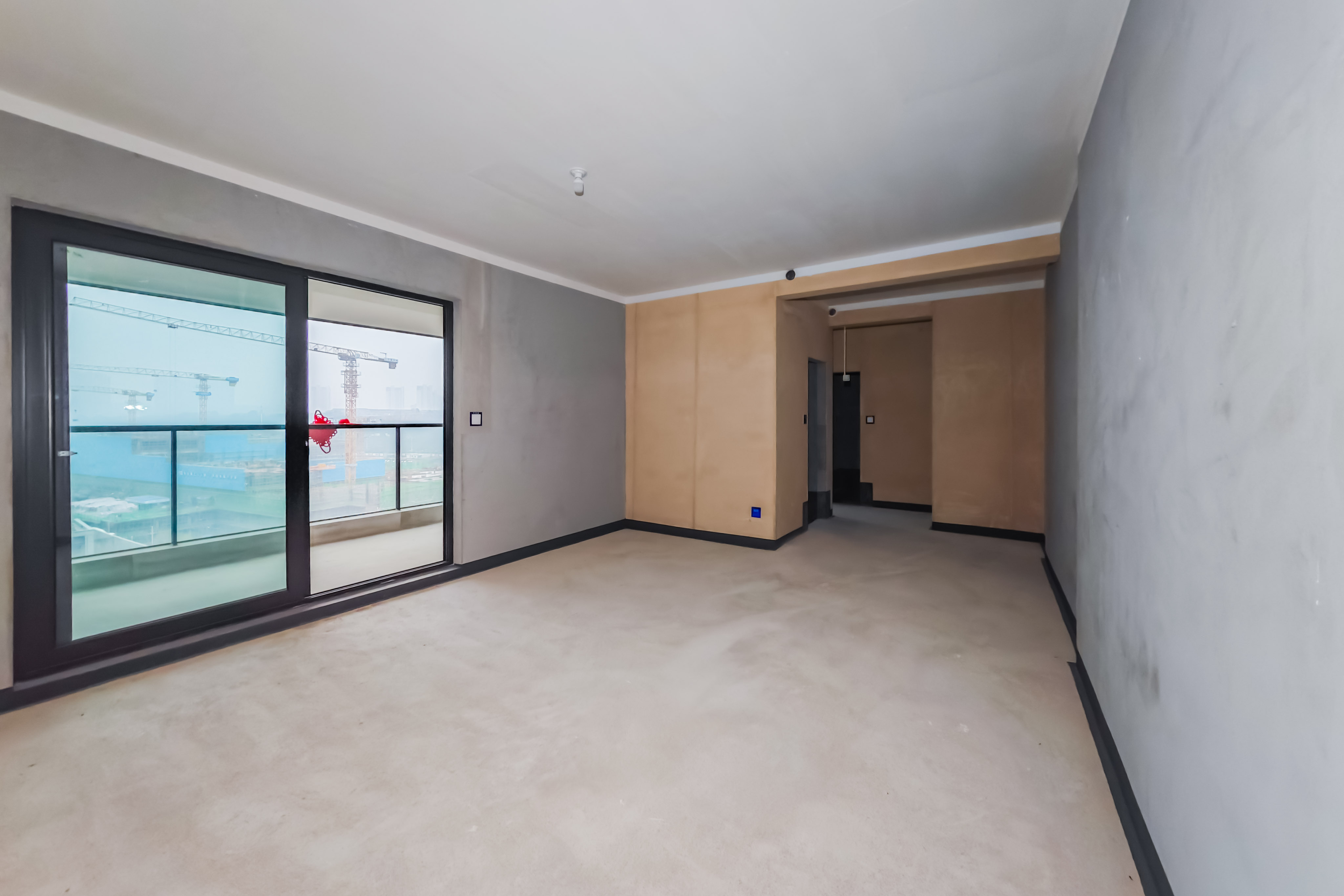 建发玖洲观澜  4室2厅3卫   251.00万其他