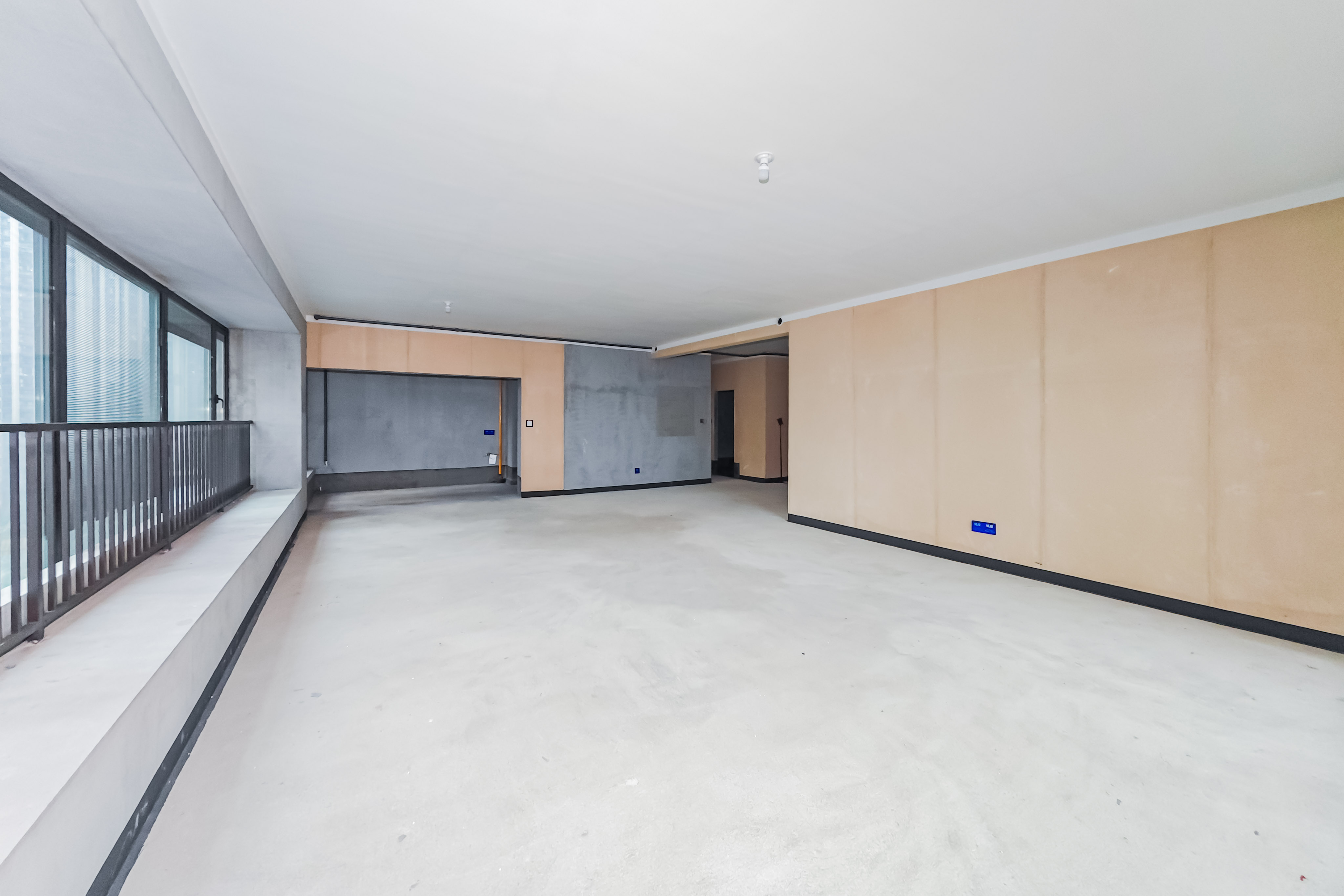 建发玖洲观澜  4室2厅3卫   251.00万其他