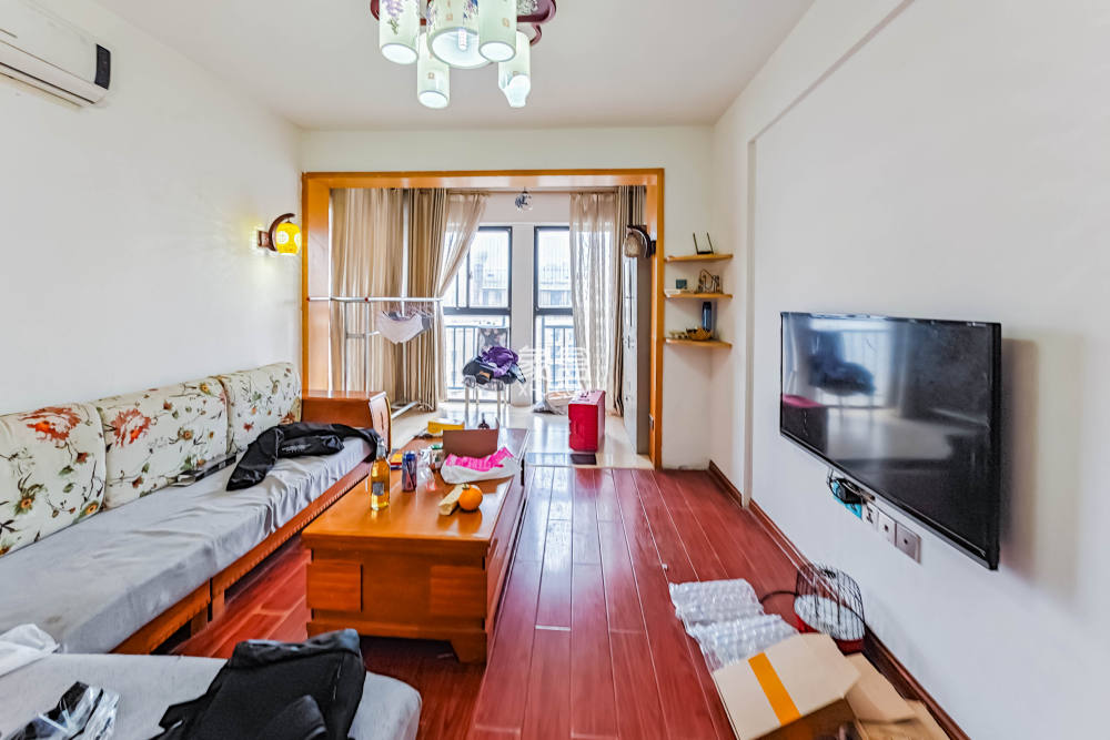 优山美地  2室2厅1卫    49.0万