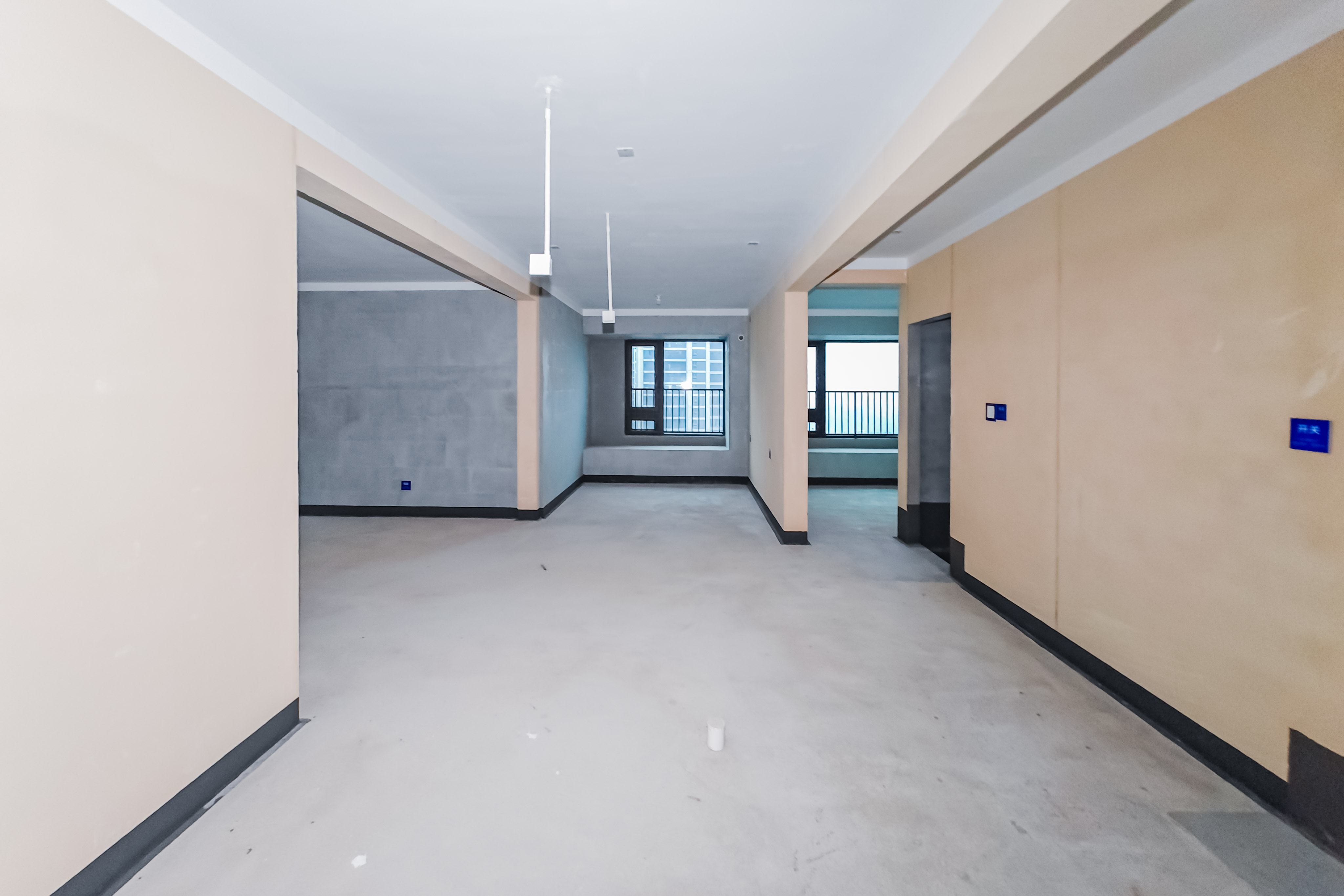 建发玖洲观澜  4室2厅2卫   210.00万其他