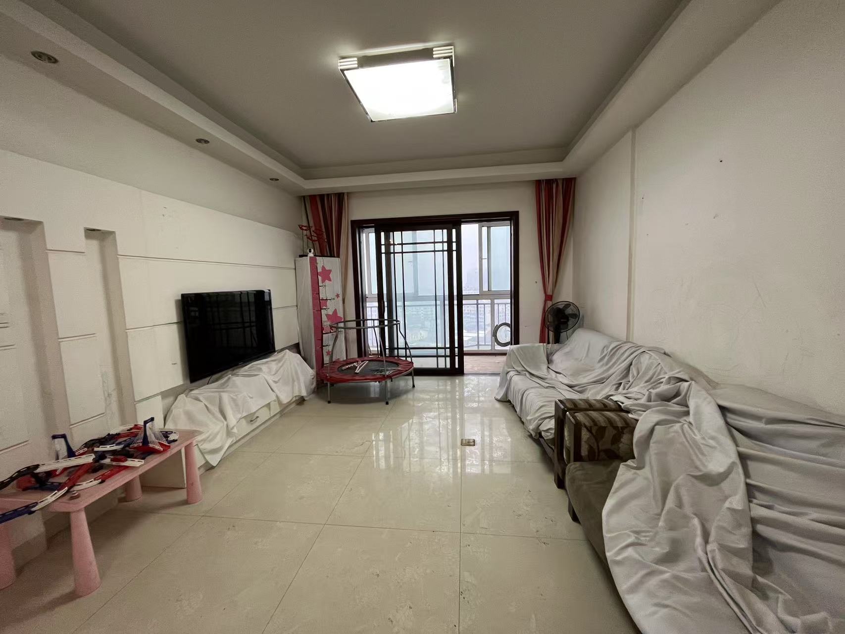 金茂尚都天台路123号  3室2厅2卫    63.9万 金茂尚都天台路123号  3室2厅2卫    63.9万