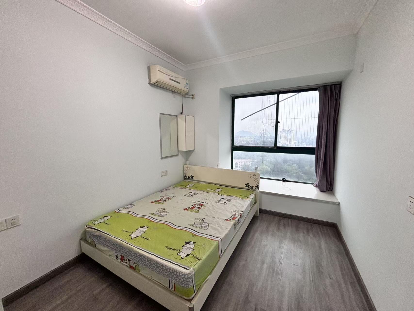 经世皇城 3室2厅2卫 49.8万 经世皇城 3室2厅2卫 49.8万室内图