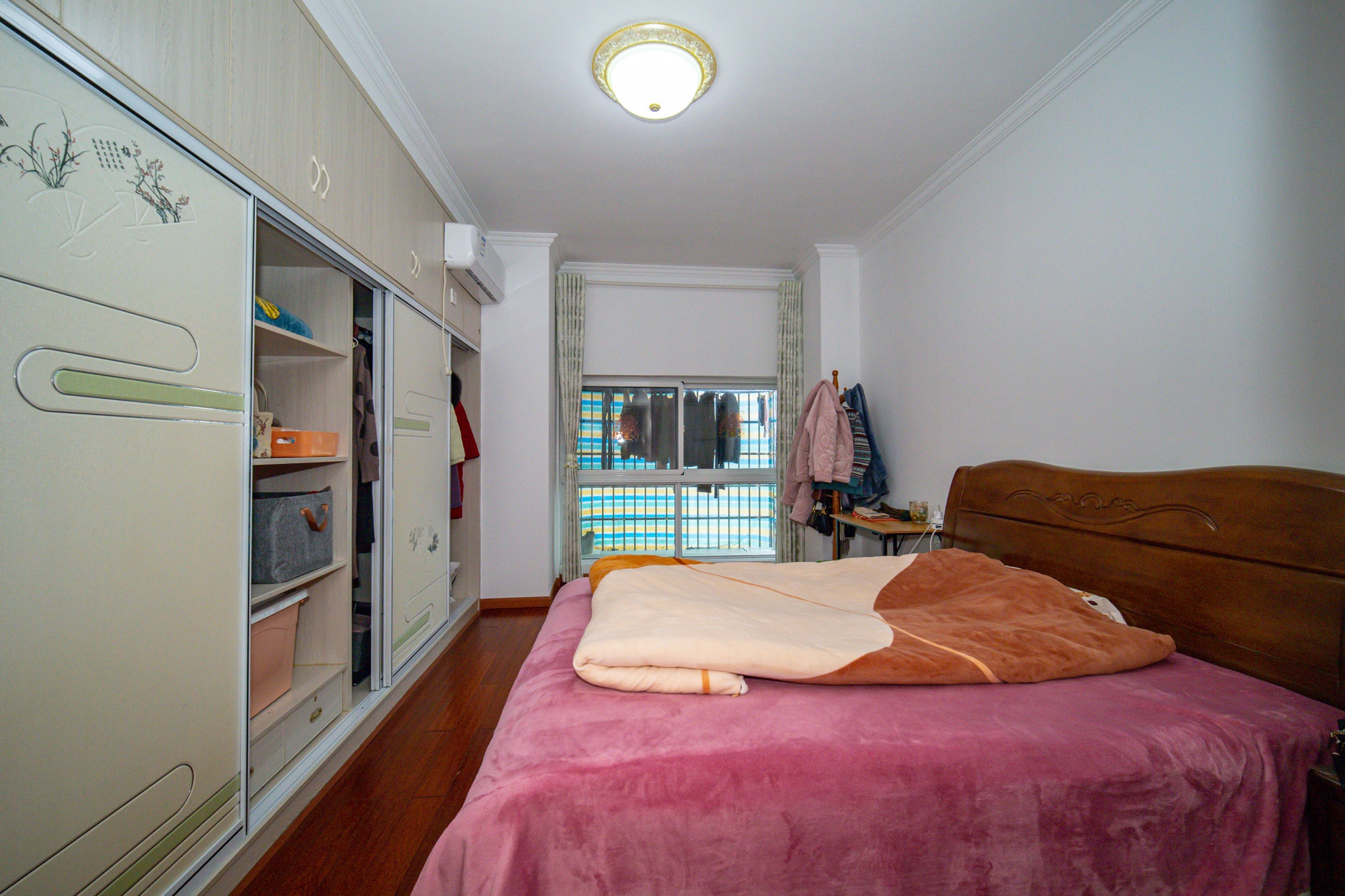 楚天馨苑  3室2厅2卫    80.0万 楚天馨苑  3室2厅2卫    80.0万卧室