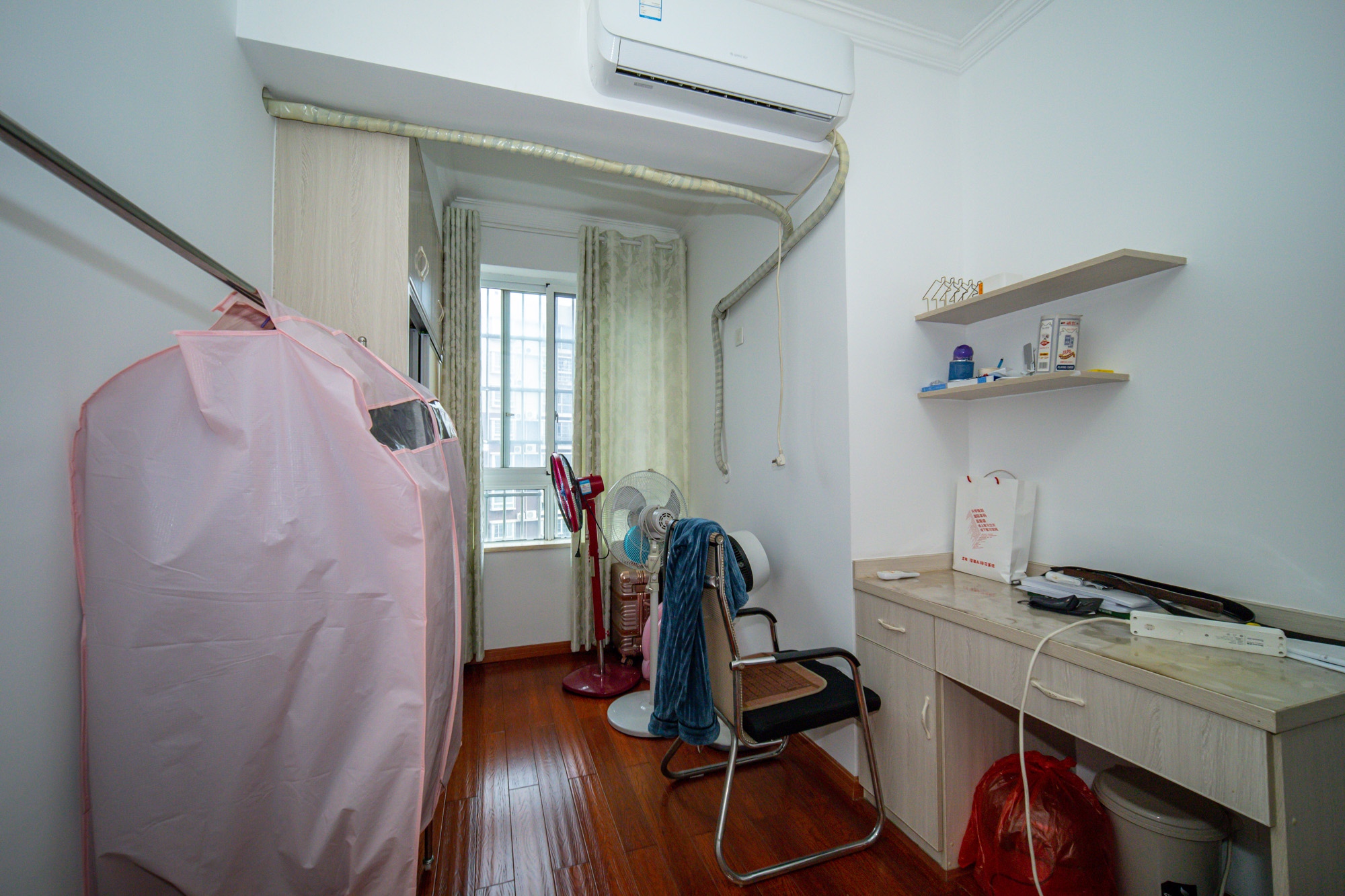 楚天馨苑  3室2厅2卫    80.0万 楚天馨苑  3室2厅2卫    80.0万阳台