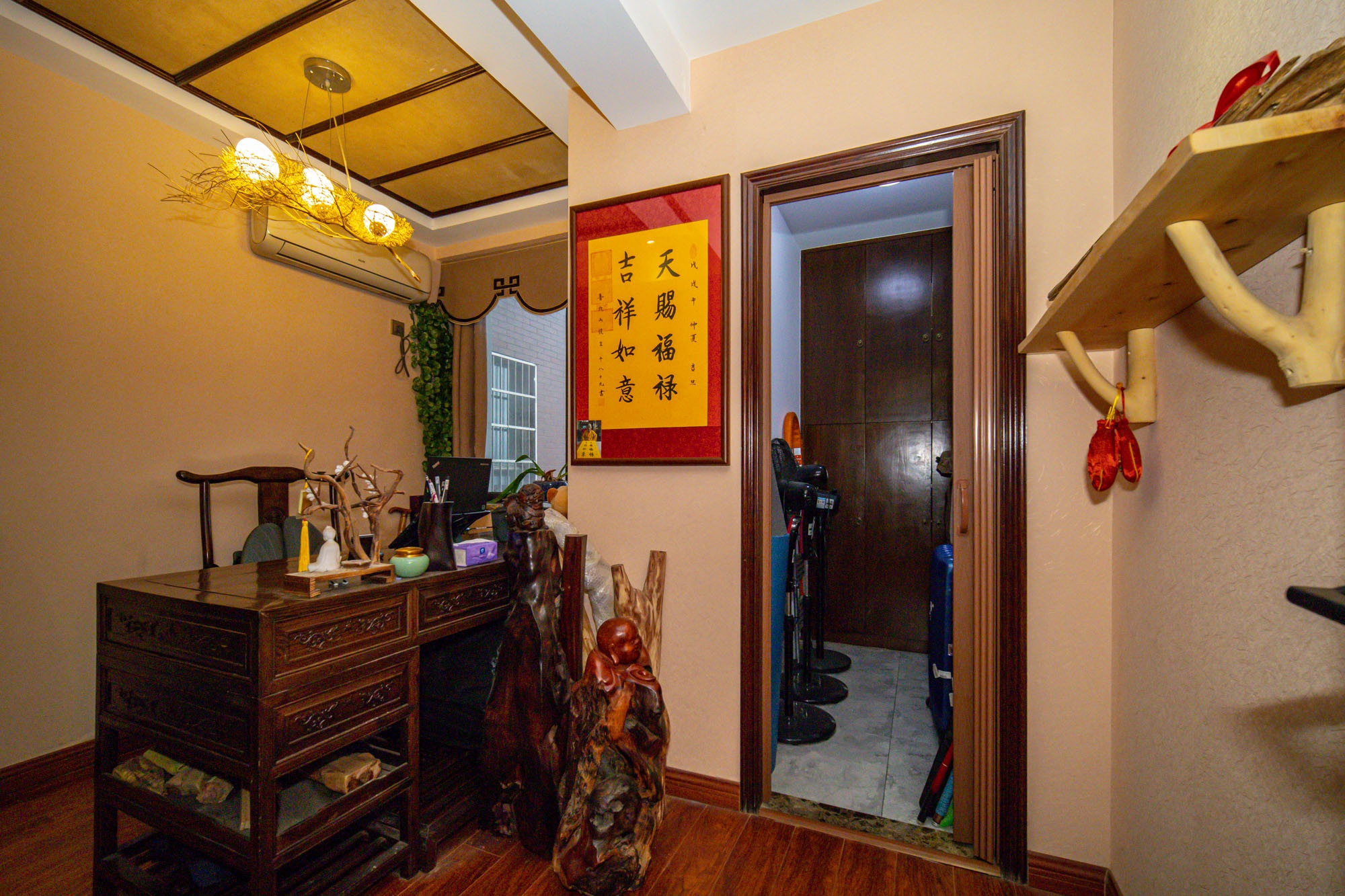 淞雅苑 5室2厅2卫 121.8万 淞雅苑 5室2厅2卫 121.8万卧室