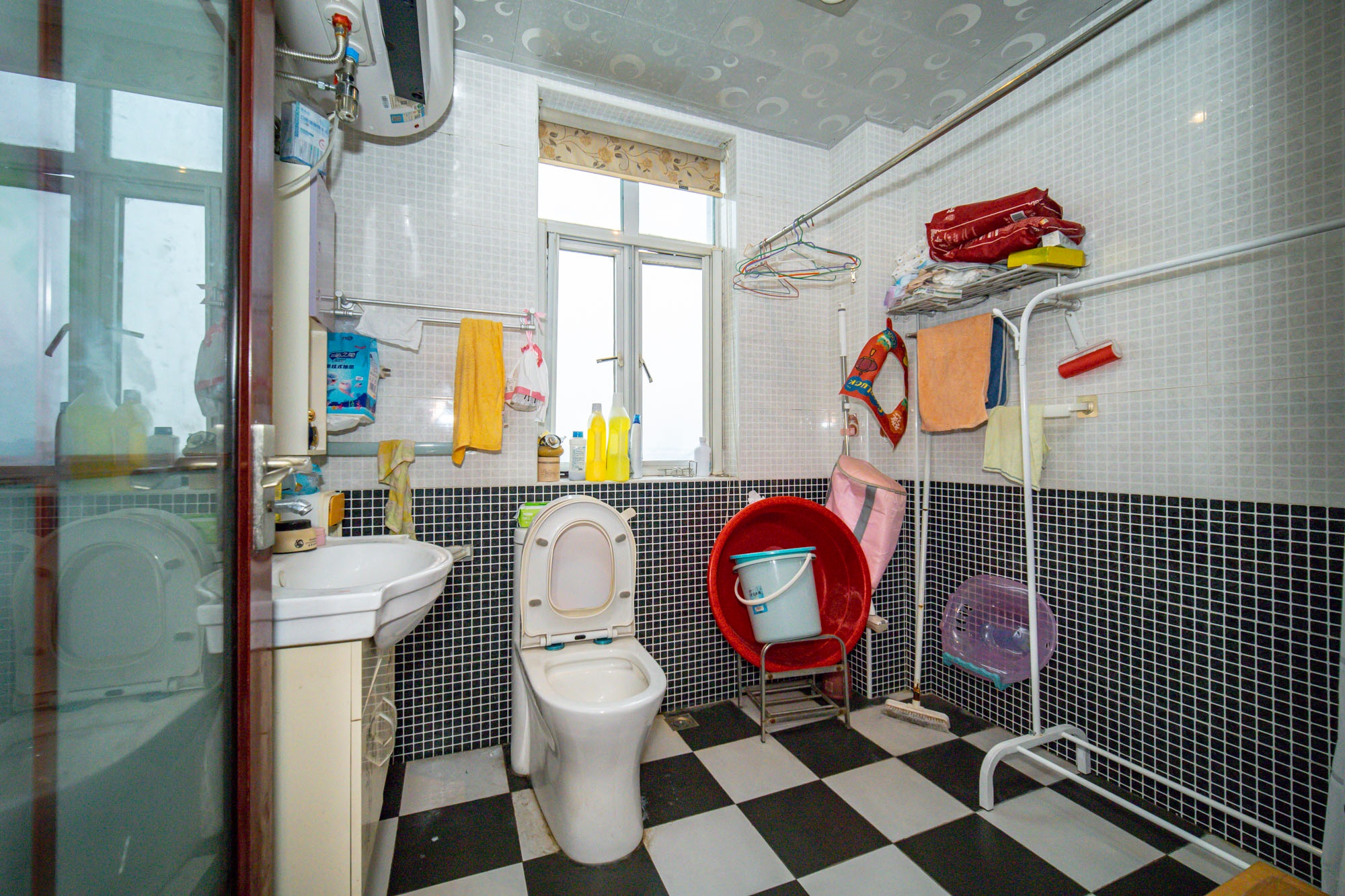 淞雅苑  1室0厅0卫    50.0万 淞雅苑  1室0厅0卫    50.0万卫生间