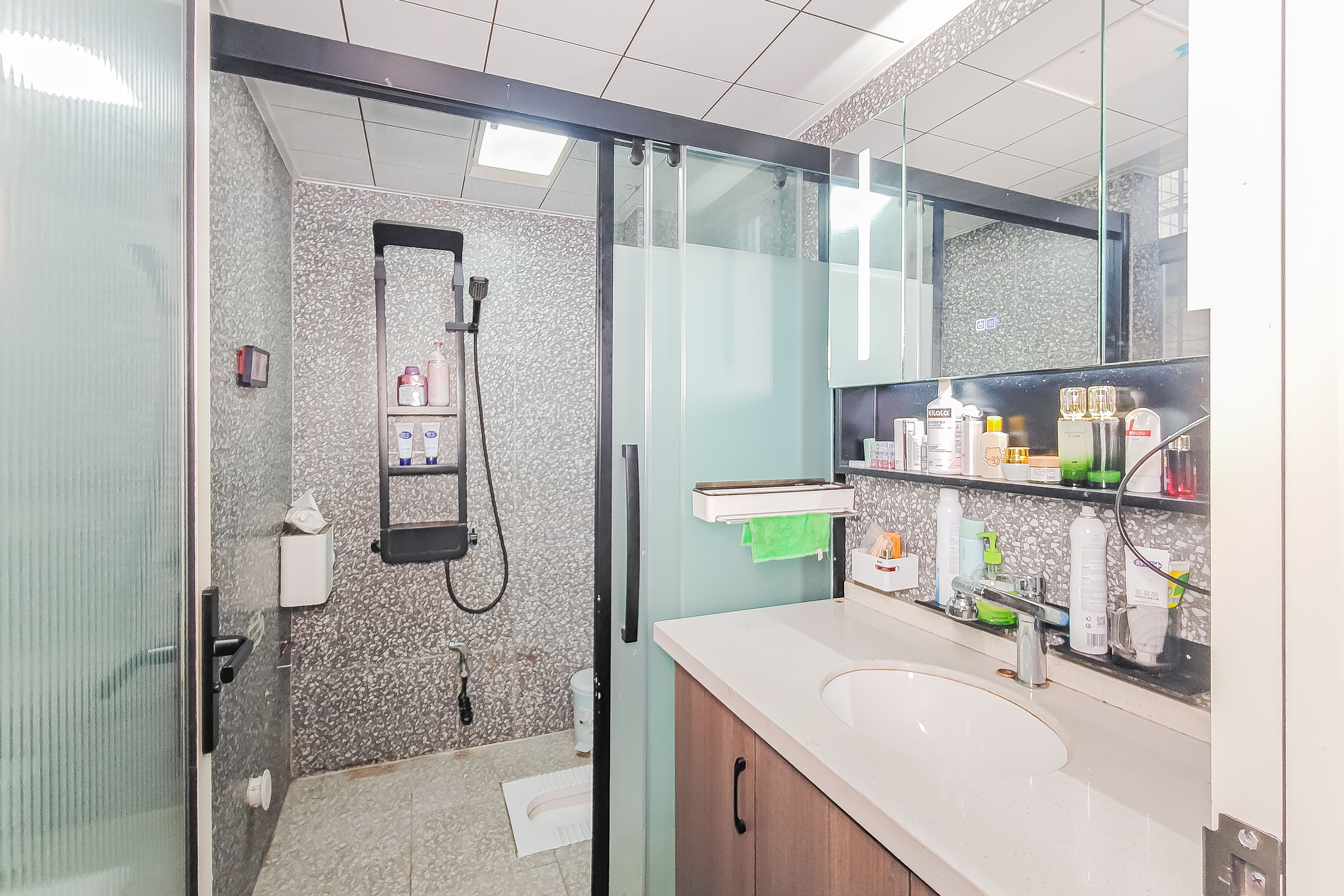 金盆公寓 3室2厅2卫 71.8万 金盆公寓 3室2厅2卫 71.8万其他