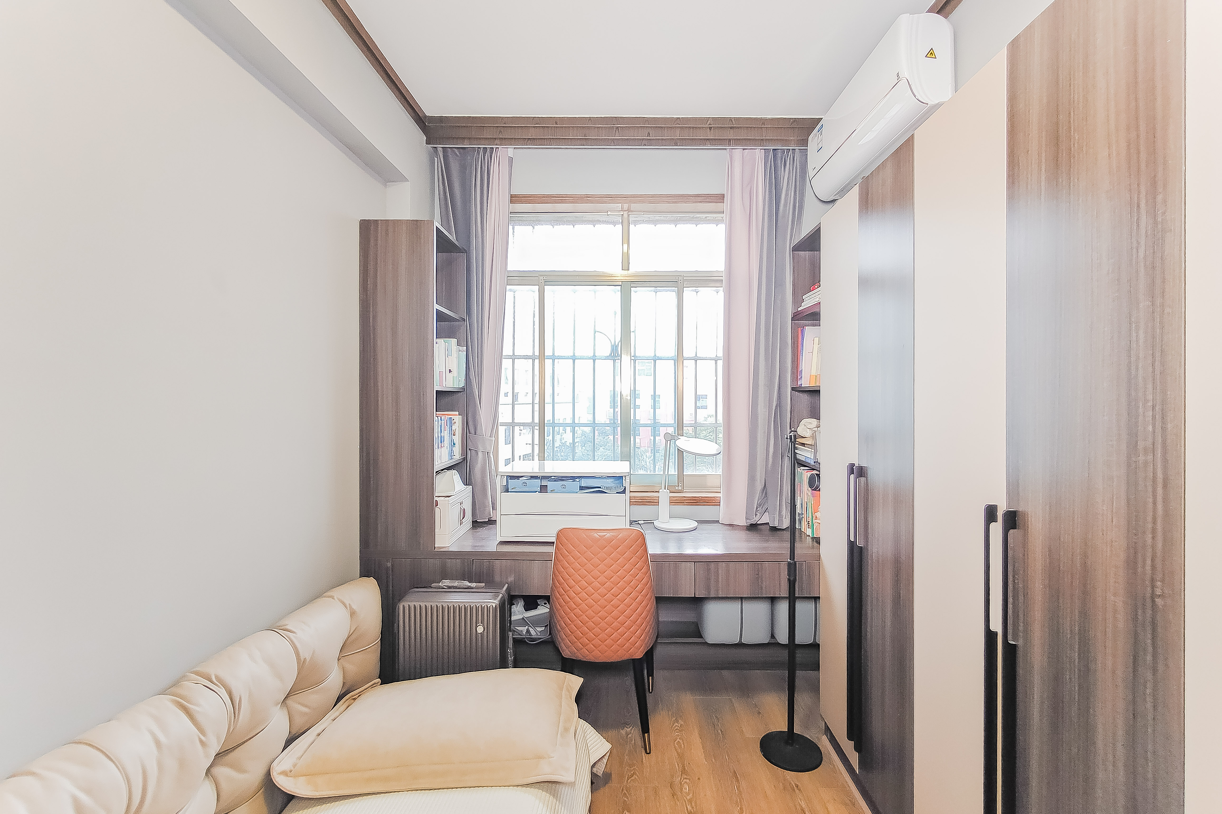 金盆公寓 3室2厅2卫 71.8万 金盆公寓 3室2厅2卫 71.8万卧室