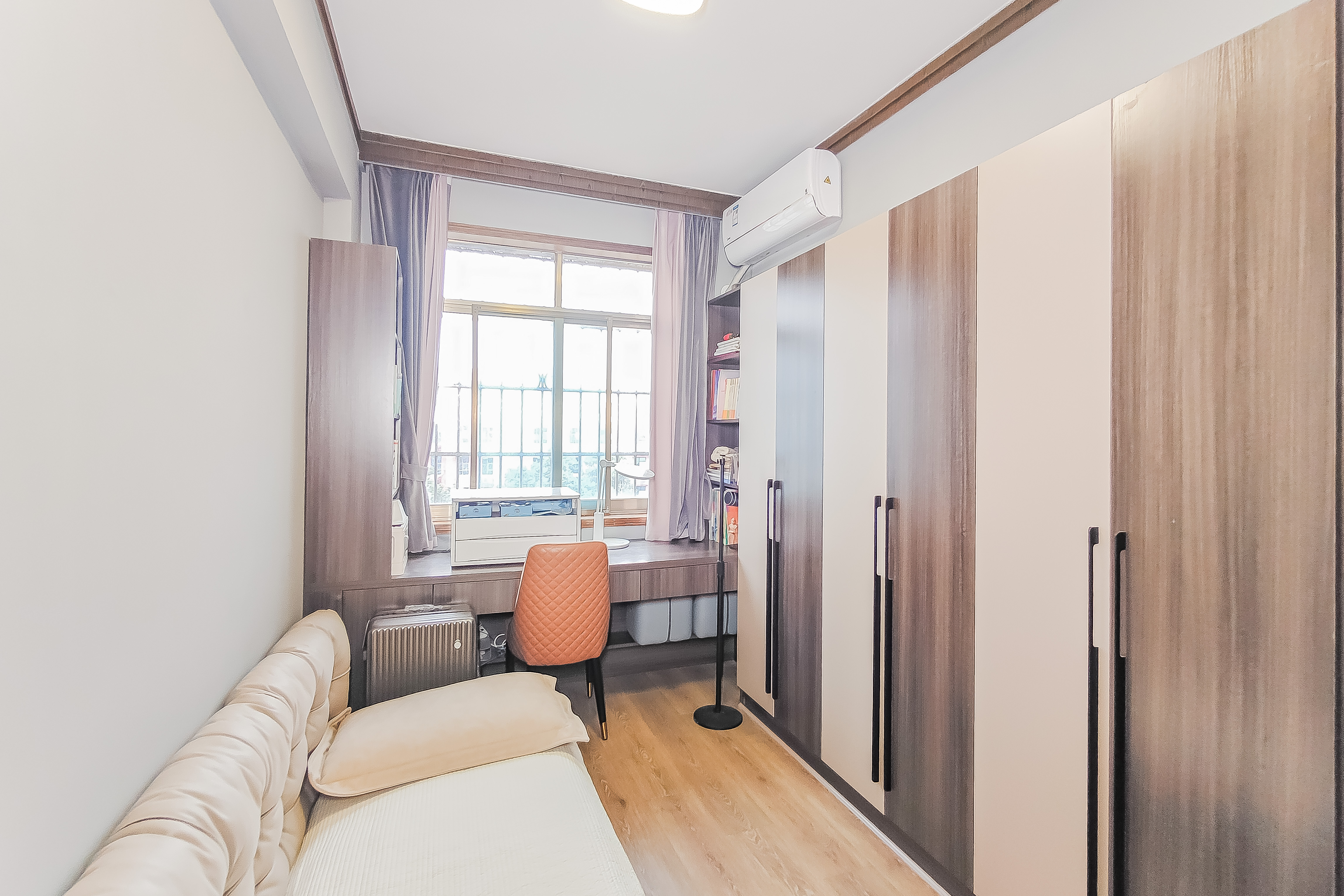 金盆公寓 3室2厅2卫 71.8万 金盆公寓 3室2厅2卫 71.8万卧室