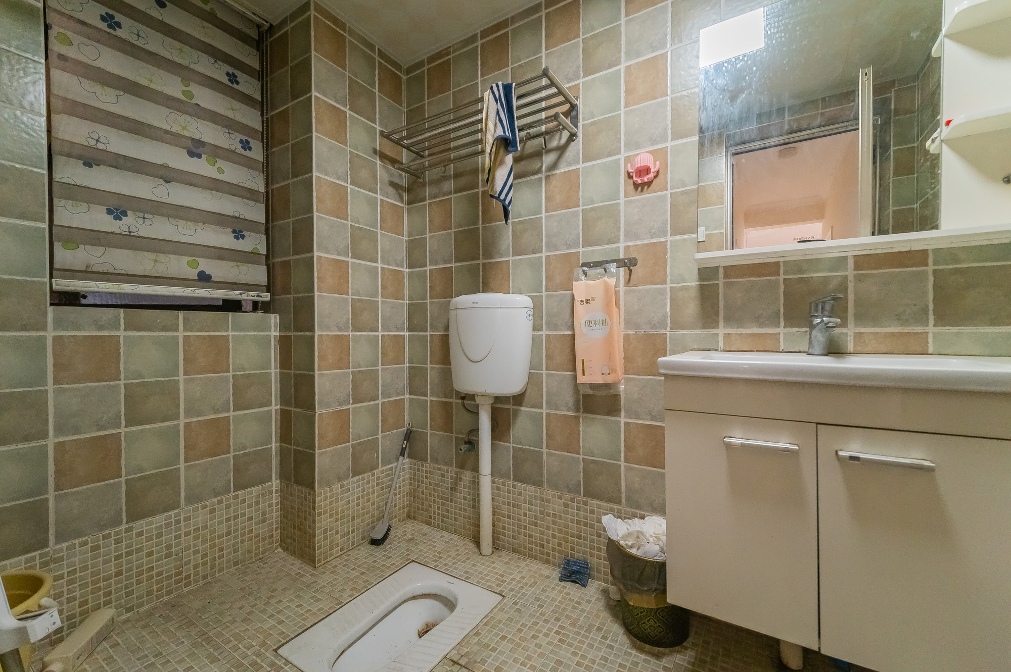 星湖湾二期高层 3室2厅1卫 68.8万 星湖湾二期高层 3室2厅1卫 68.8万卫生间