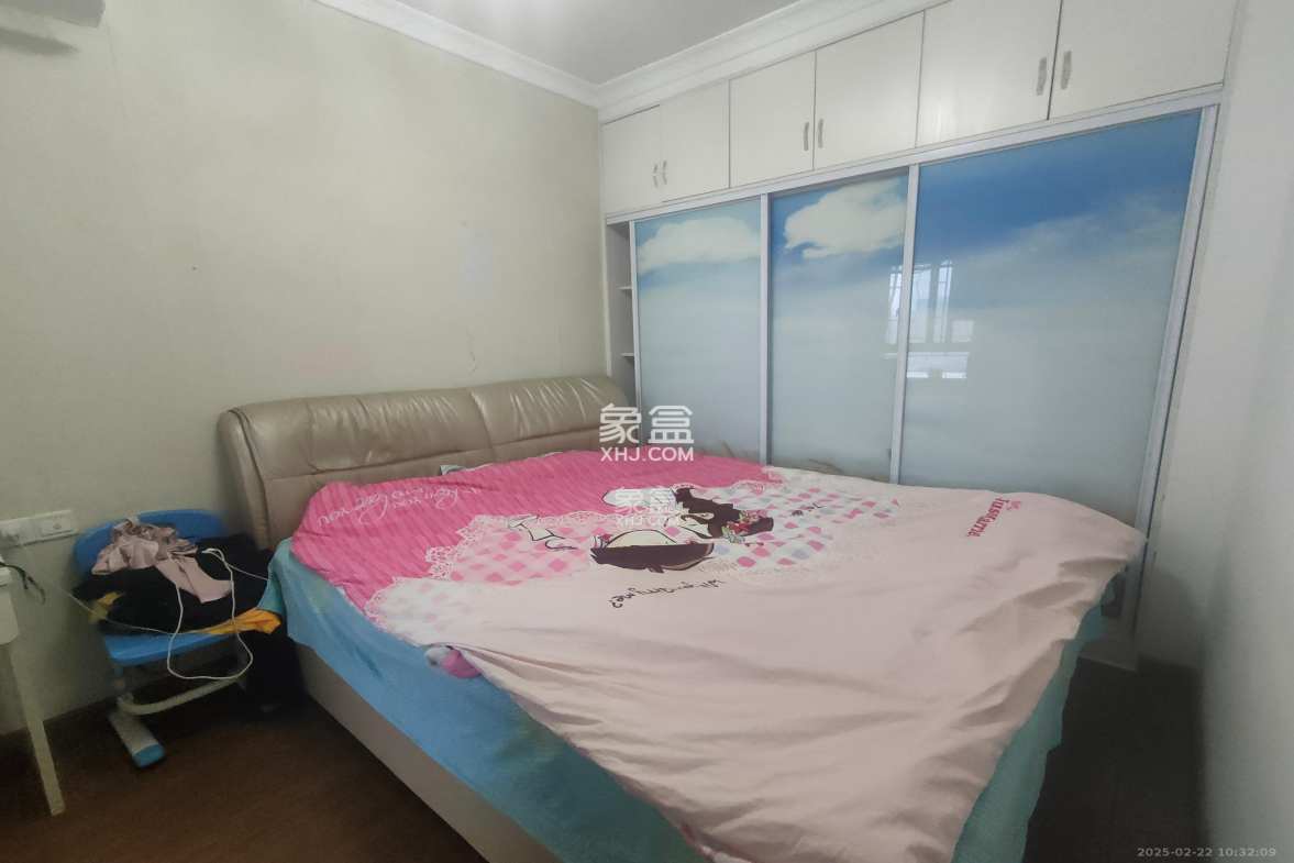 万国城(当代满庭春MOMA)三期  3室2厅2卫    2600.0元/月 万国城(当代满庭春MOMA)三期  3室2厅2卫    2600.0元/月室内图