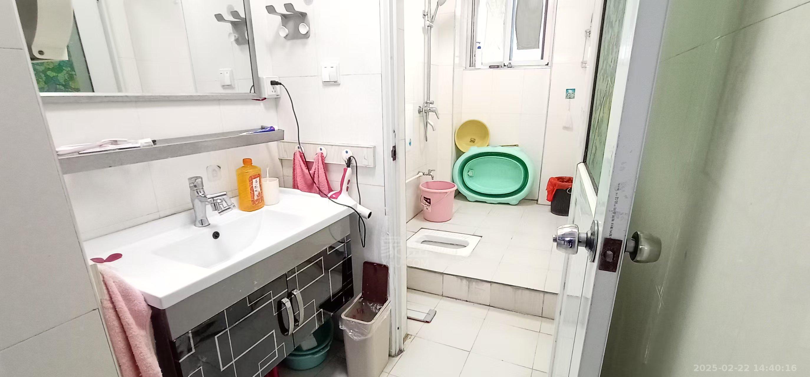 九天国际  3室2厅2卫    2300.0元/月 九天国际  3室2厅2卫    2300.0元/月室内图