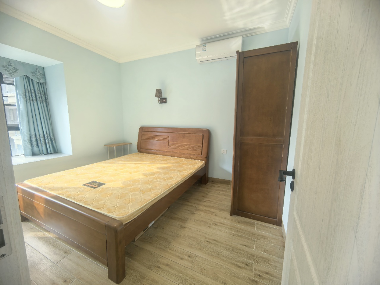 伊泰天骄二期 2室2厅1卫 128.0万 伊泰天骄二期 2室2厅1卫 128.0万室内图