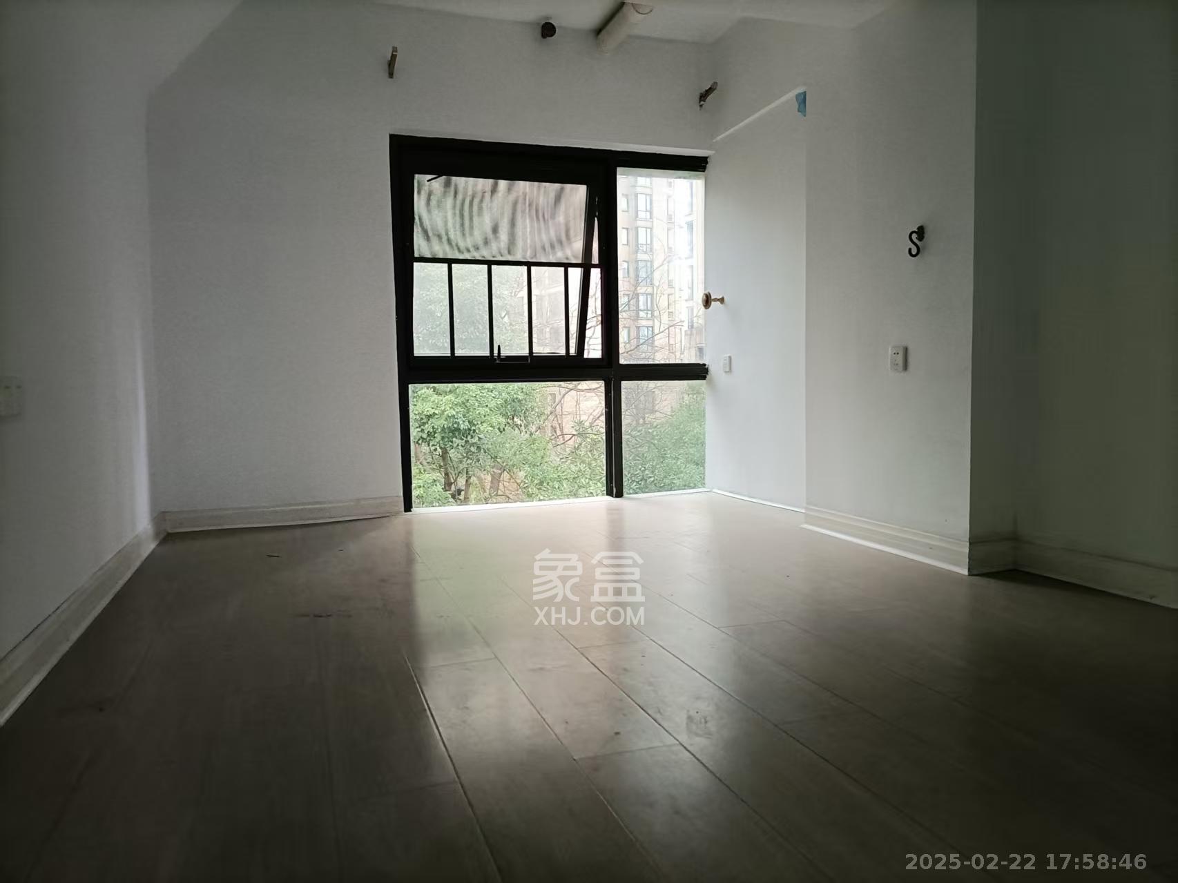 梅溪湖金茂府（金茂广场）（金茂览秀城）  5室2厅1卫    14000.0元/月室内图