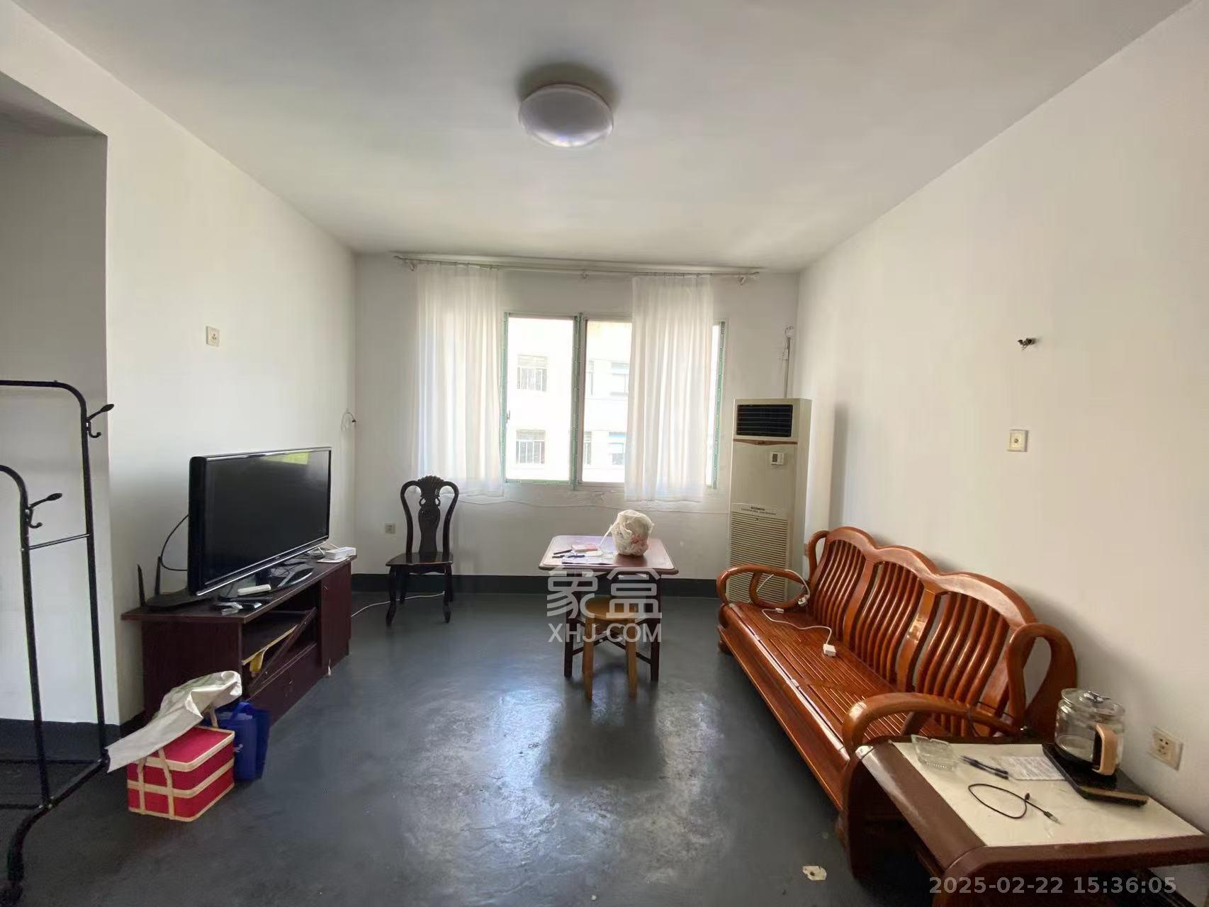 南园小区 2室2厅1卫 1300.0元/月 南园小区 2室2厅1卫 1300.0元/月室内图