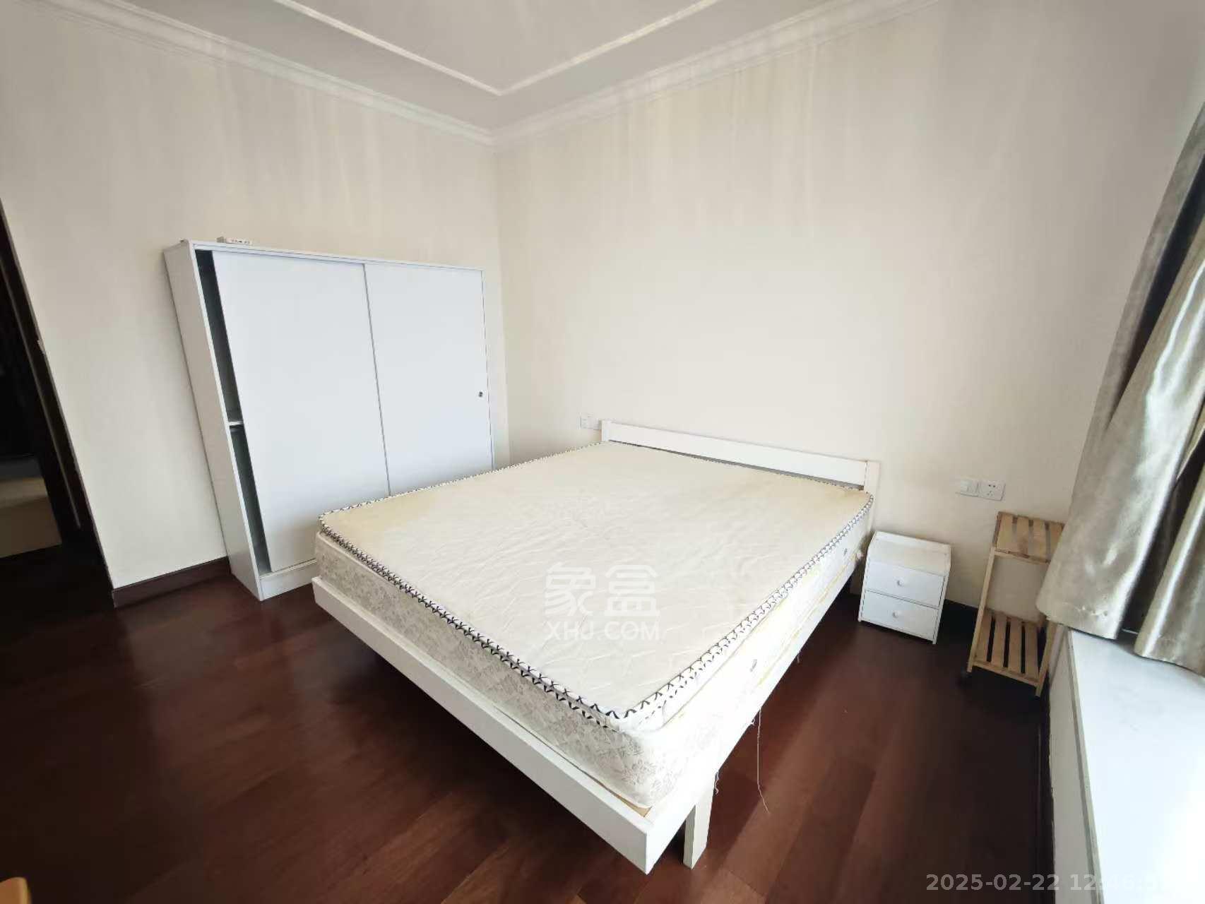 恒大御景天下城一期 4室2厅2卫 2600.0元/月 恒大御景天下城一期 4室2厅2卫 2600.0元/月室内图