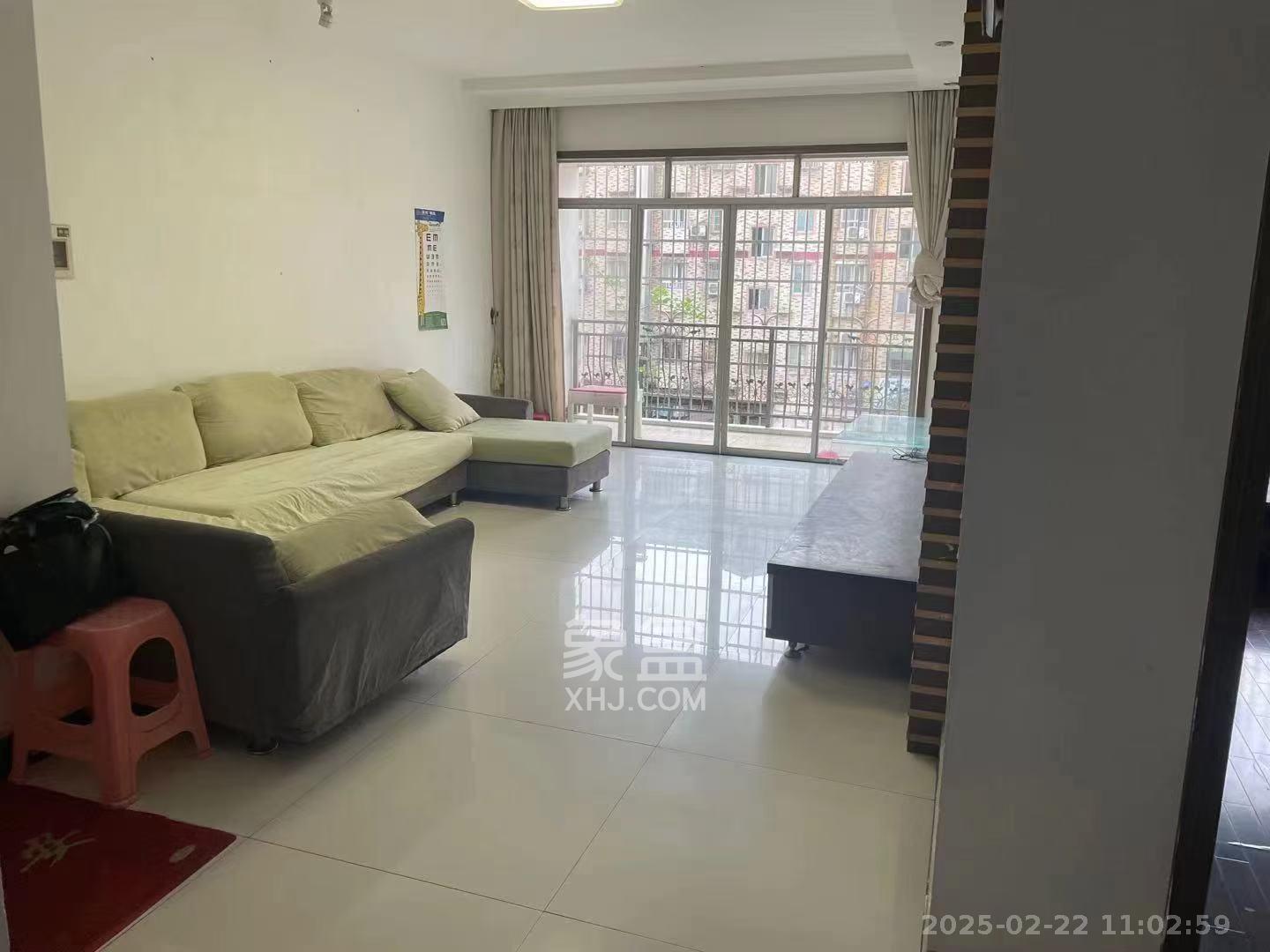 星沙商业步行街  3室2厅2卫    1700.0元/月 星沙商业步行街  3室2厅2卫    1700.0元/月