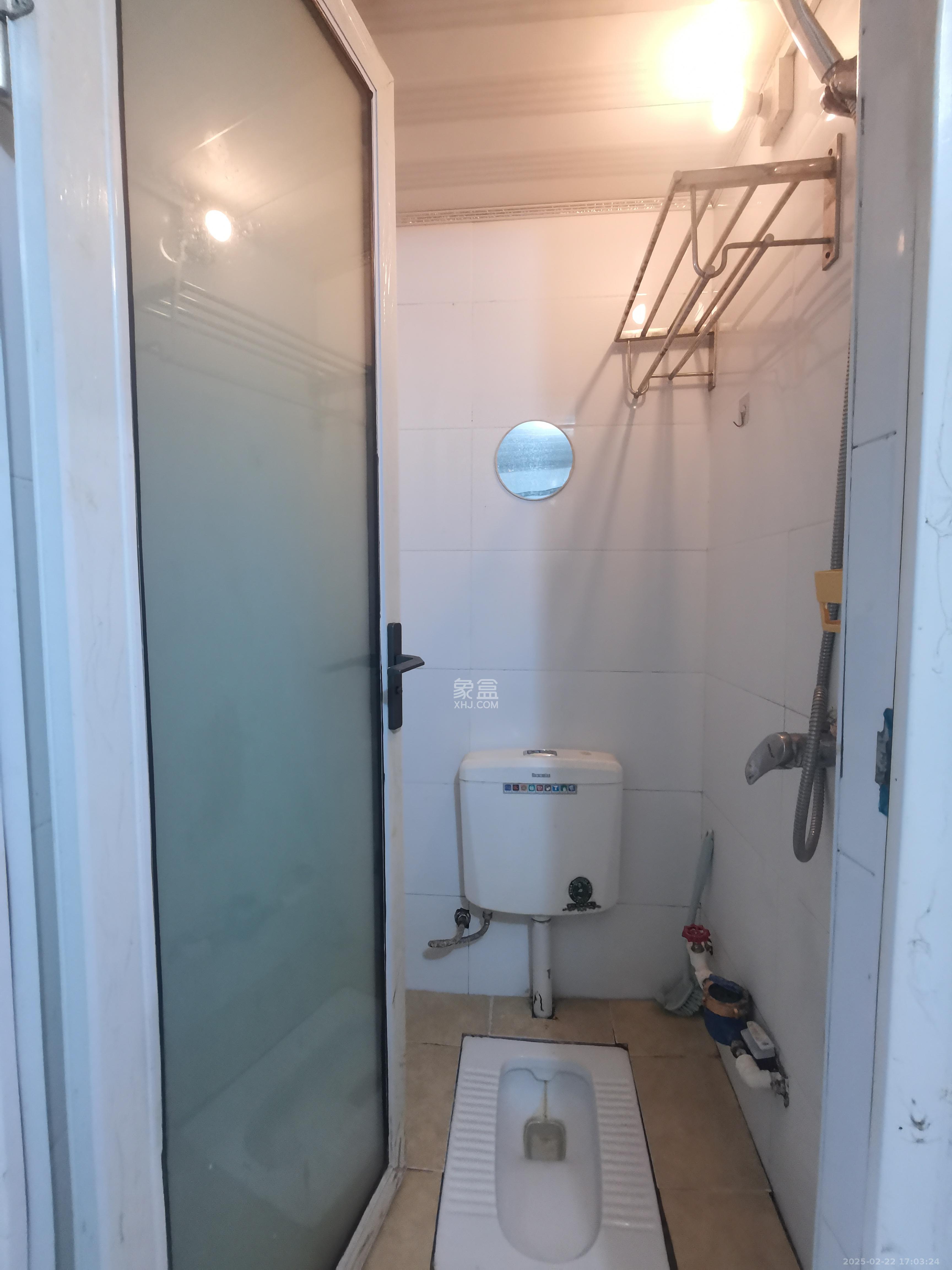 五一新村安置小区(永定社区、永兴社区、永祥社区) 1室0厅1卫 850.0元/月 五一新村安置小区(永定社区、永兴社区、永祥社区) 1室0厅1卫 850.0元/月室内图