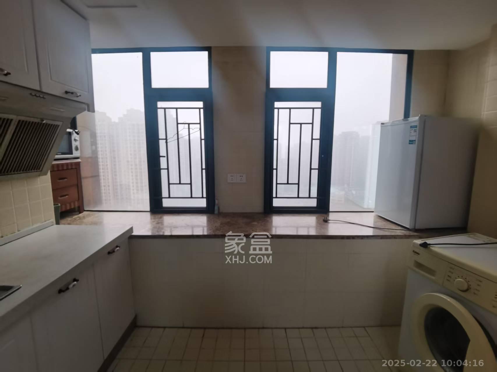 爱都(IDO) 1室1厅1卫 1300.0元/月 爱都(IDO) 1室1厅1卫 1300.0元/月室内图