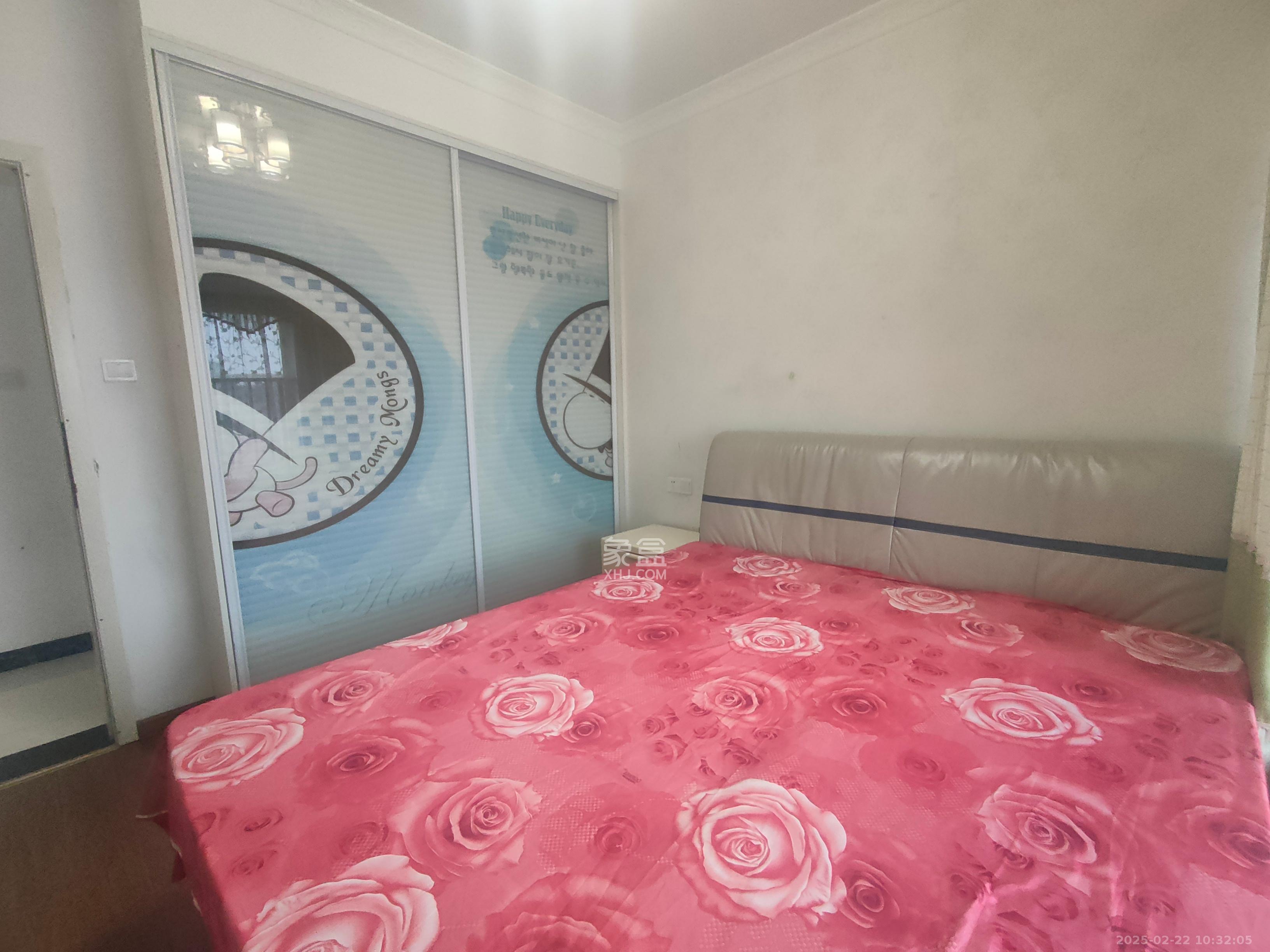 万国城(当代满庭春MOMA)三期  3室2厅2卫    2600.0元/月 万国城(当代满庭春MOMA)三期  3室2厅2卫    2600.0元/月室内图