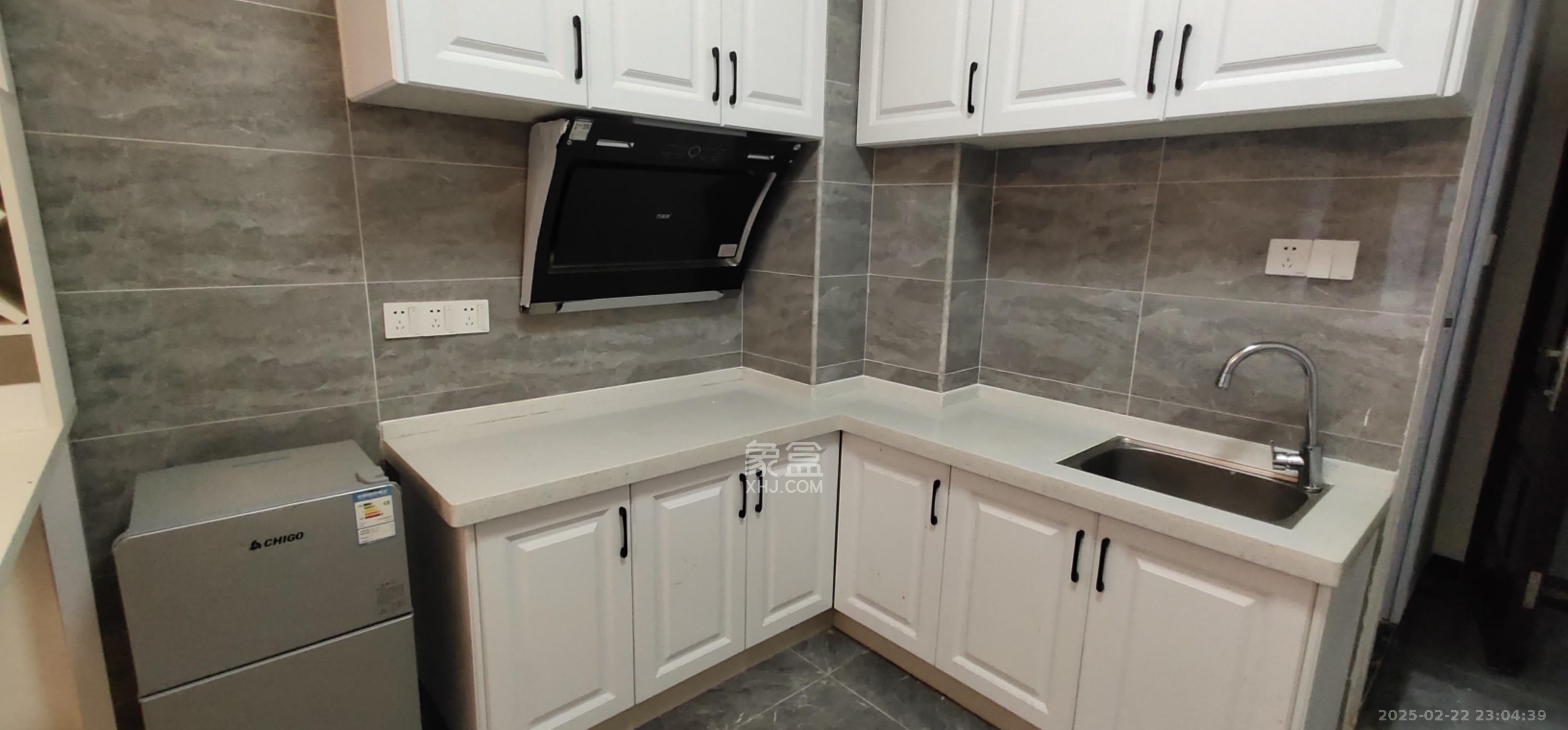 裕天国际商汇中心  1室1厅1卫    1400.0元/月室内图