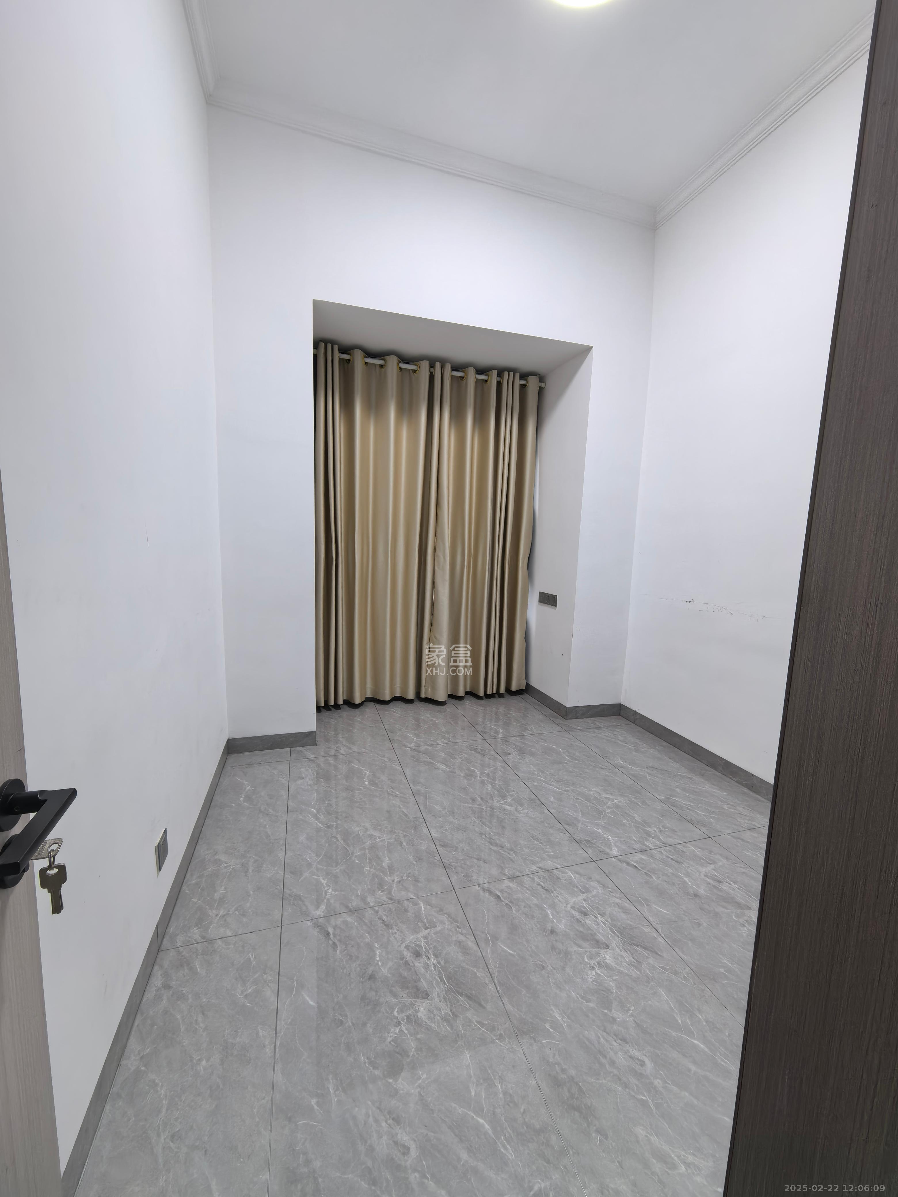 敏捷珑玥府 3室2厅2卫 2500.0元/月 敏捷珑玥府 3室2厅2卫 2500.0元/月室内图