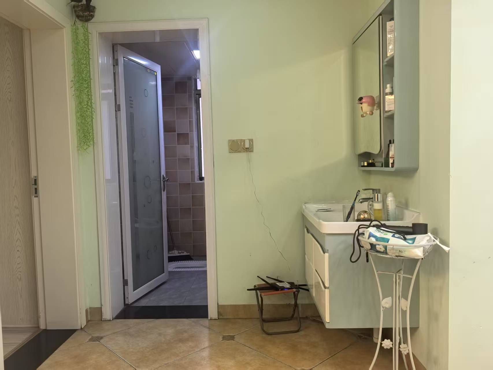 幸福里 2室2厅1卫 45.8万 幸福里 2室2厅1卫 45.8万室内图