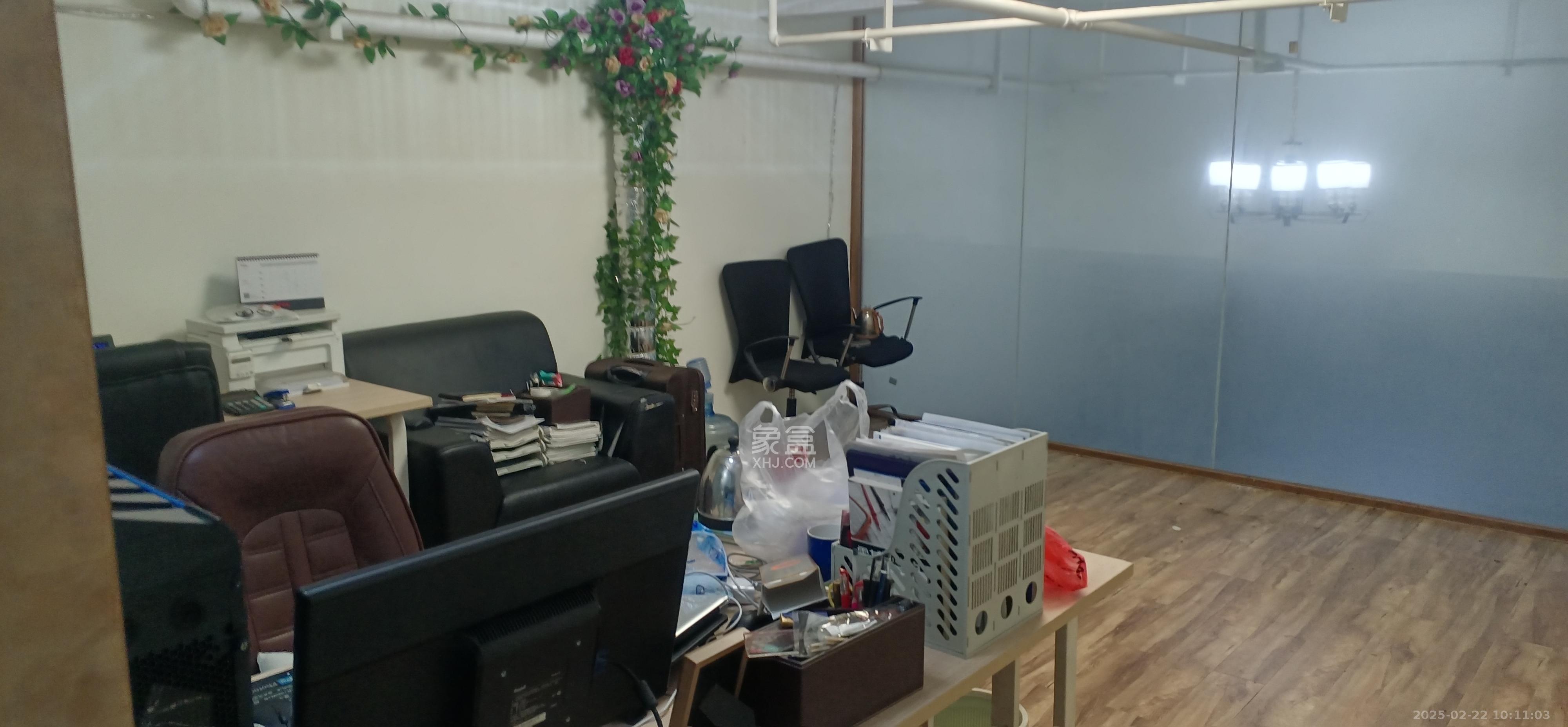 中海国际四期   68.0㎡      3500.0元/月