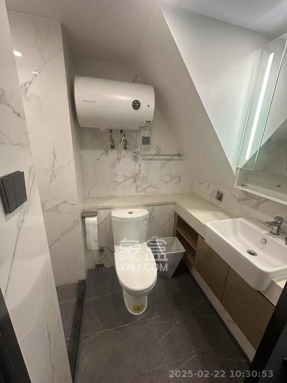 达美寰宇中心 2室1厅1卫 2800.0元/月 达美寰宇中心 2室1厅1卫 2800.0元/月室内图